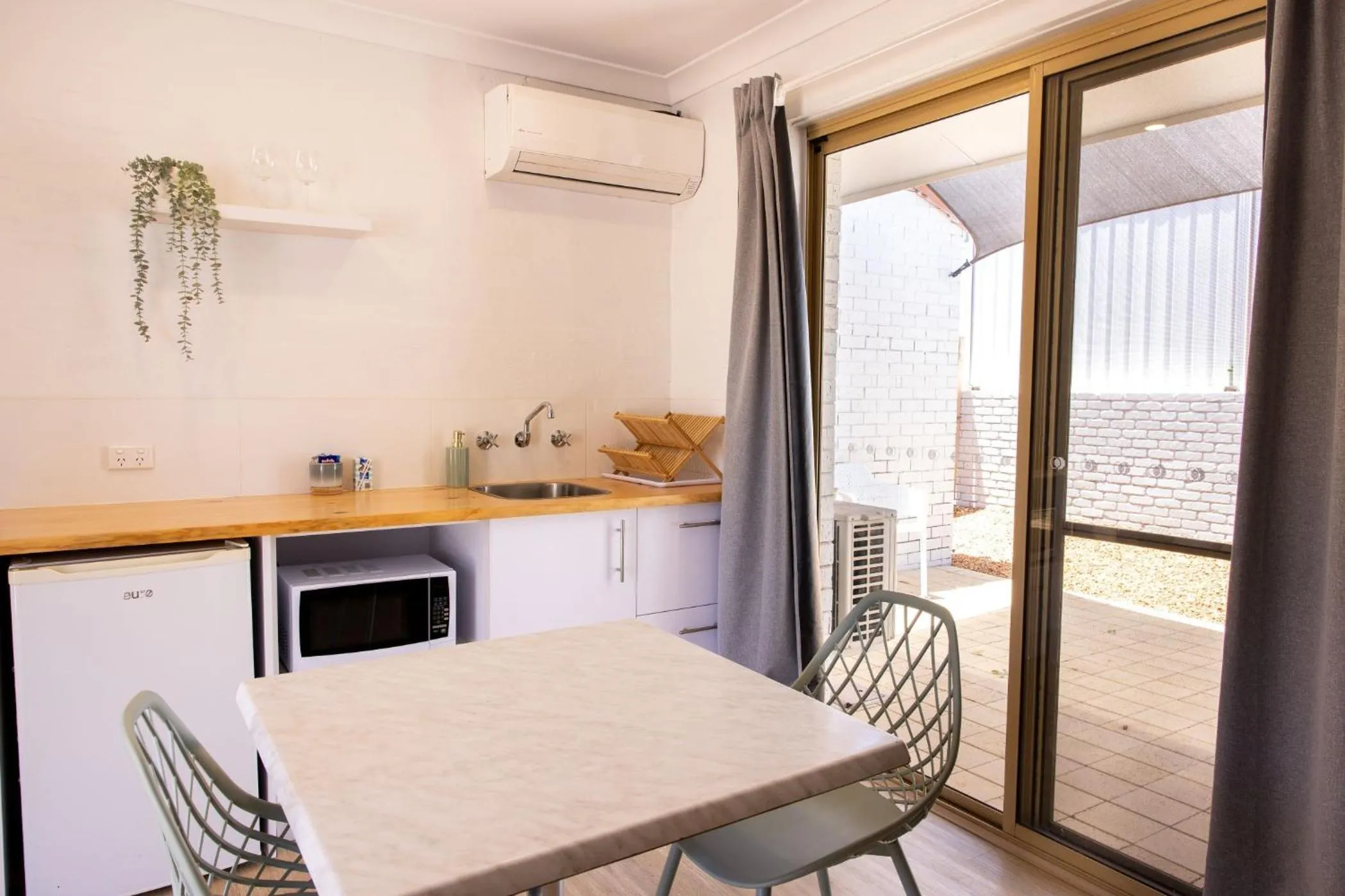 Kitchen or kitchenette in The African Reef