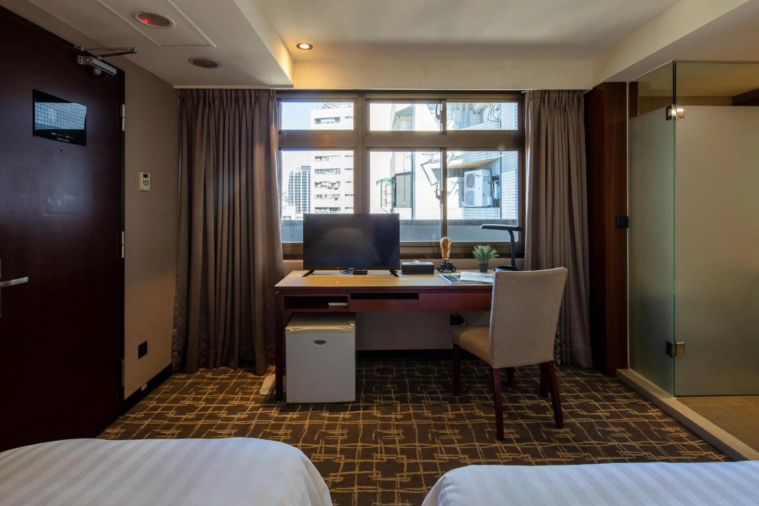 TV and multimedia, Bed in Rich & Free Hotel - Kaifeng 富逸旅趣-北車開封館