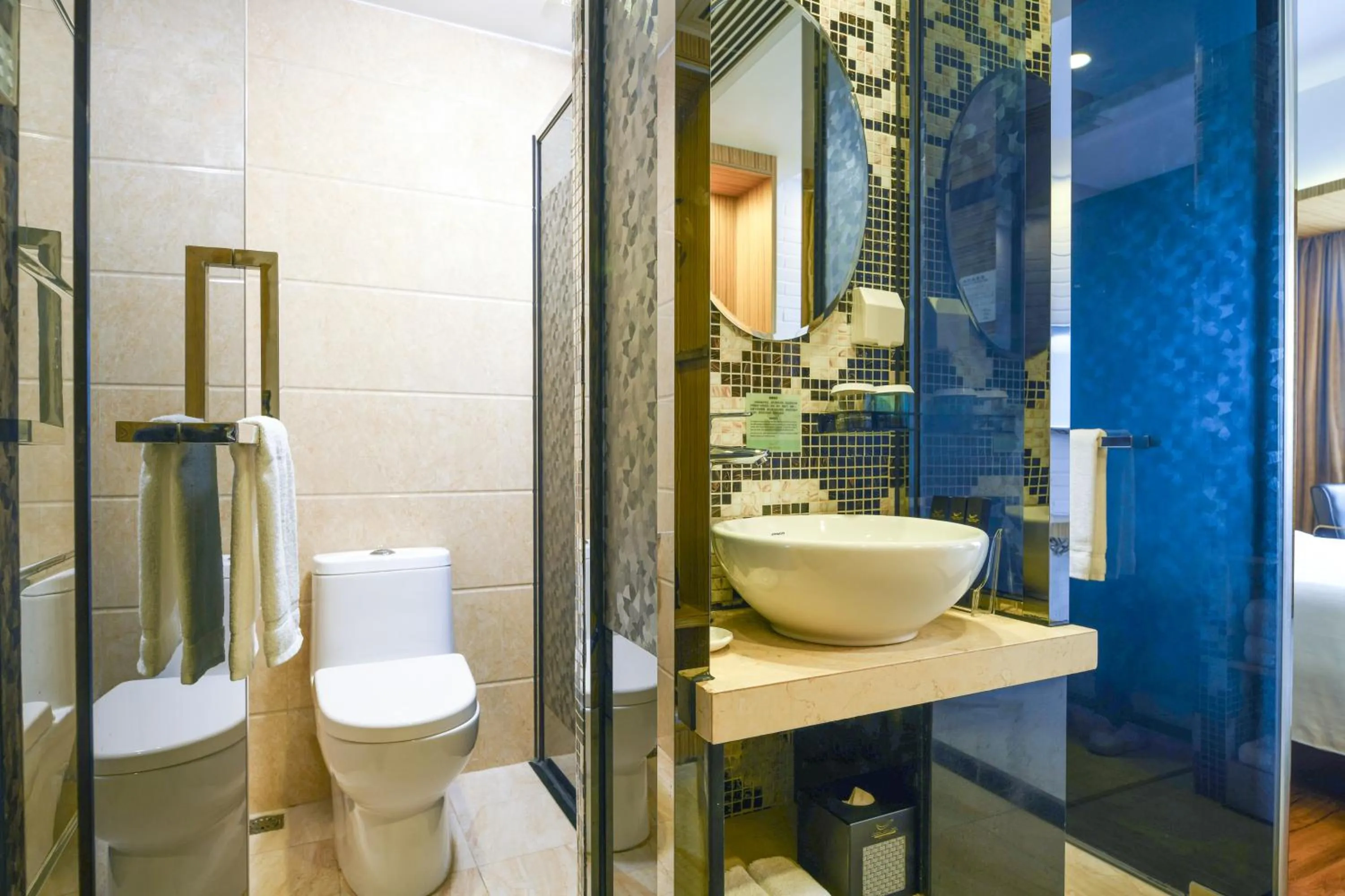 Bathroom in Gondola Hotel