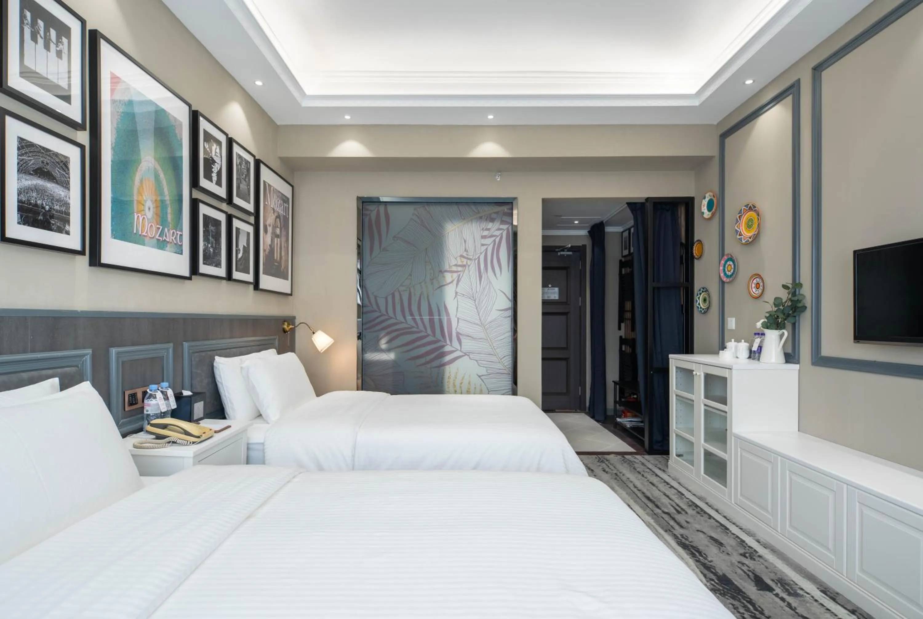 Photo of the whole room in Gondola Hotel