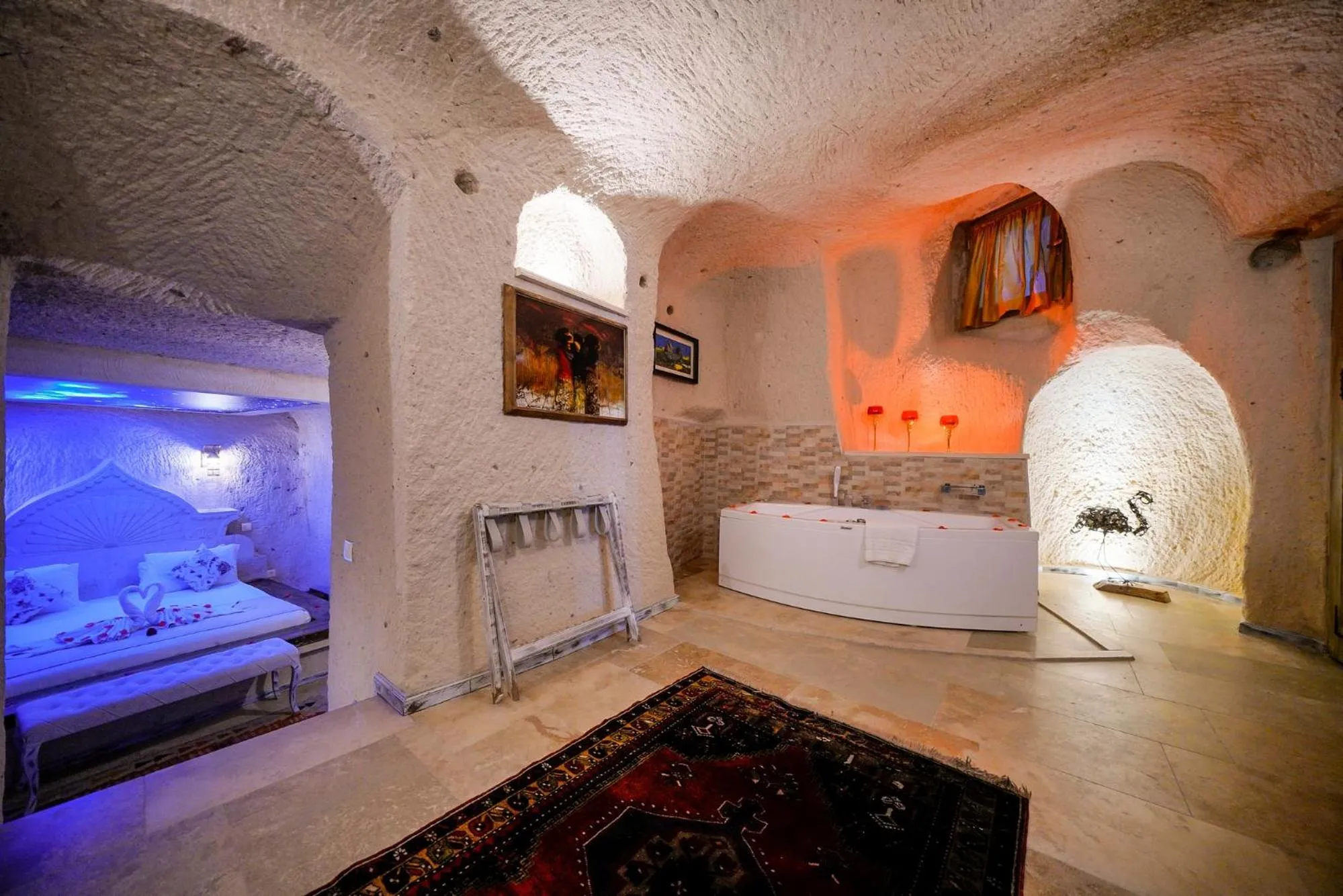 Living room, Bed in Karlık Cave Suite Cappadocia