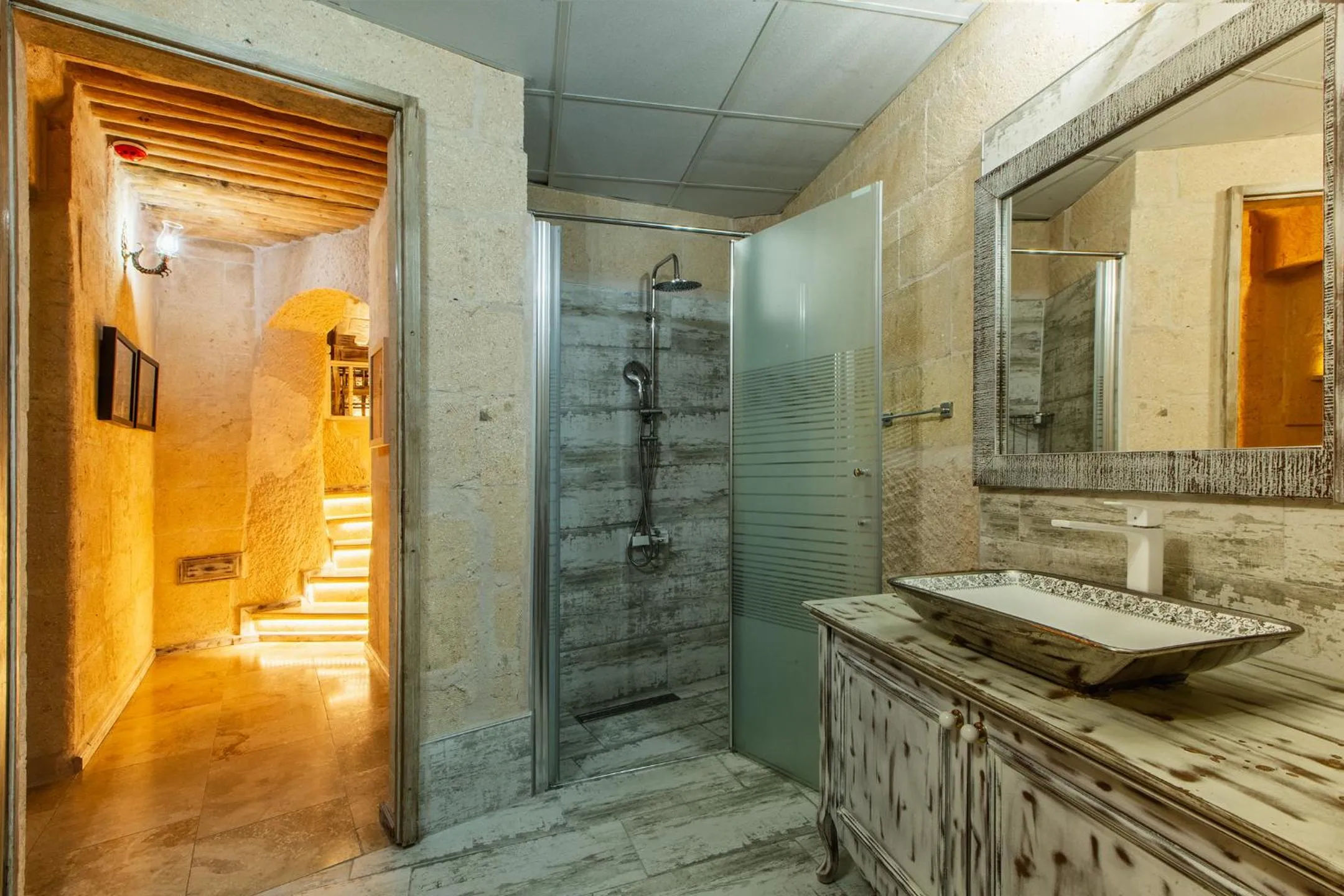 Shower in Karlık Cave Suite Cappadocia