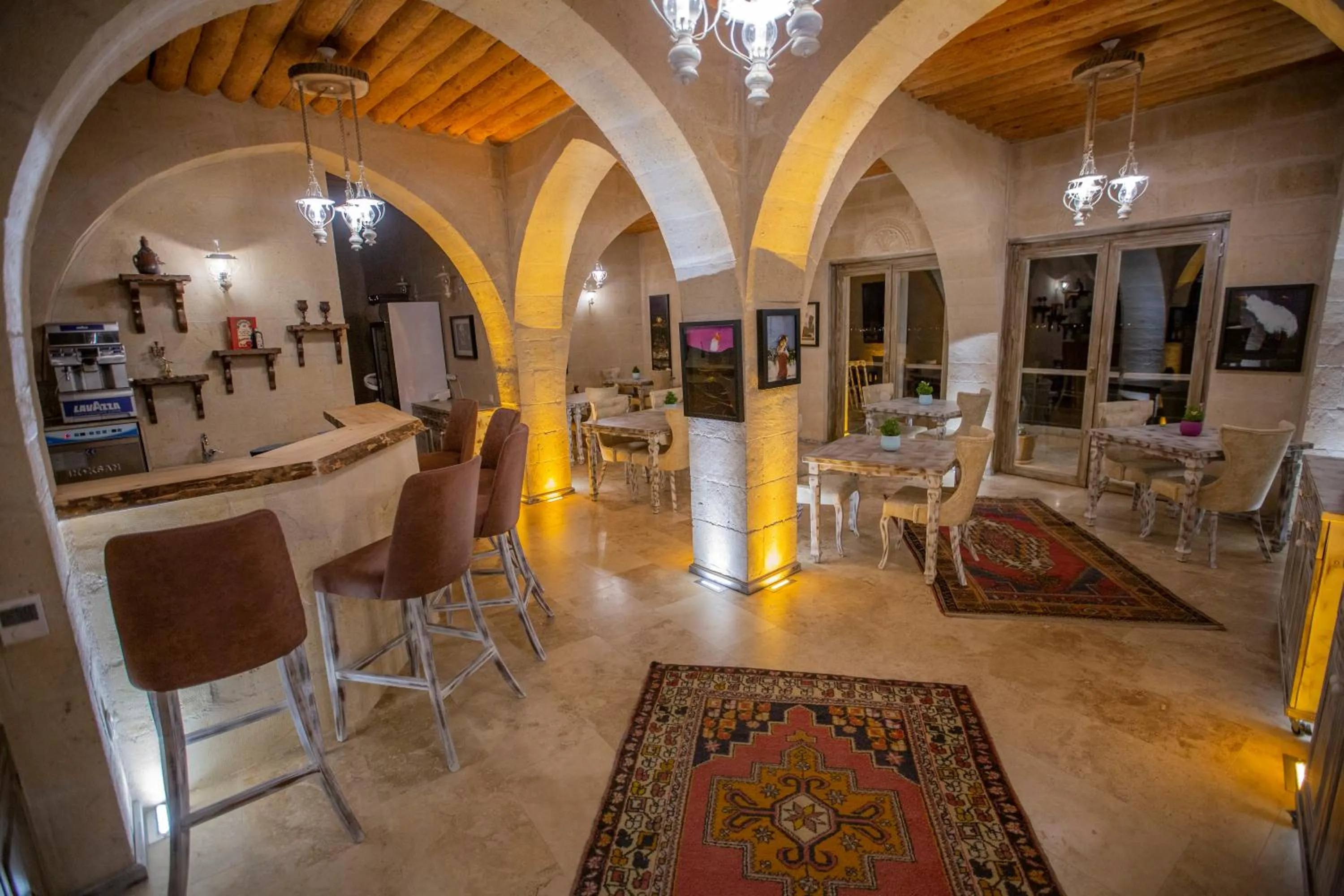 Lounge or bar in Karlık Cave Suite Cappadocia