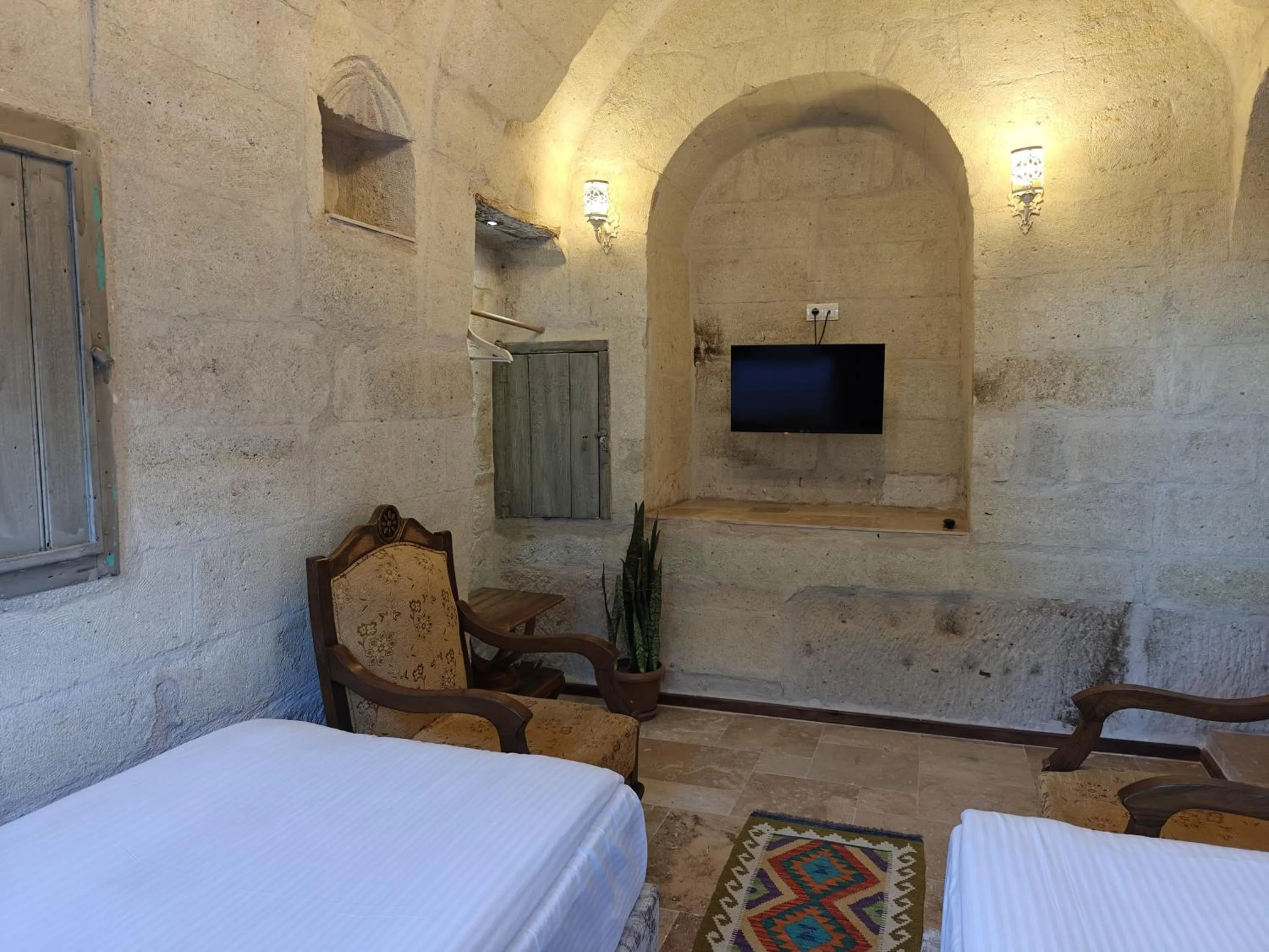 Bed in Karlık Cave Suite Cappadocia