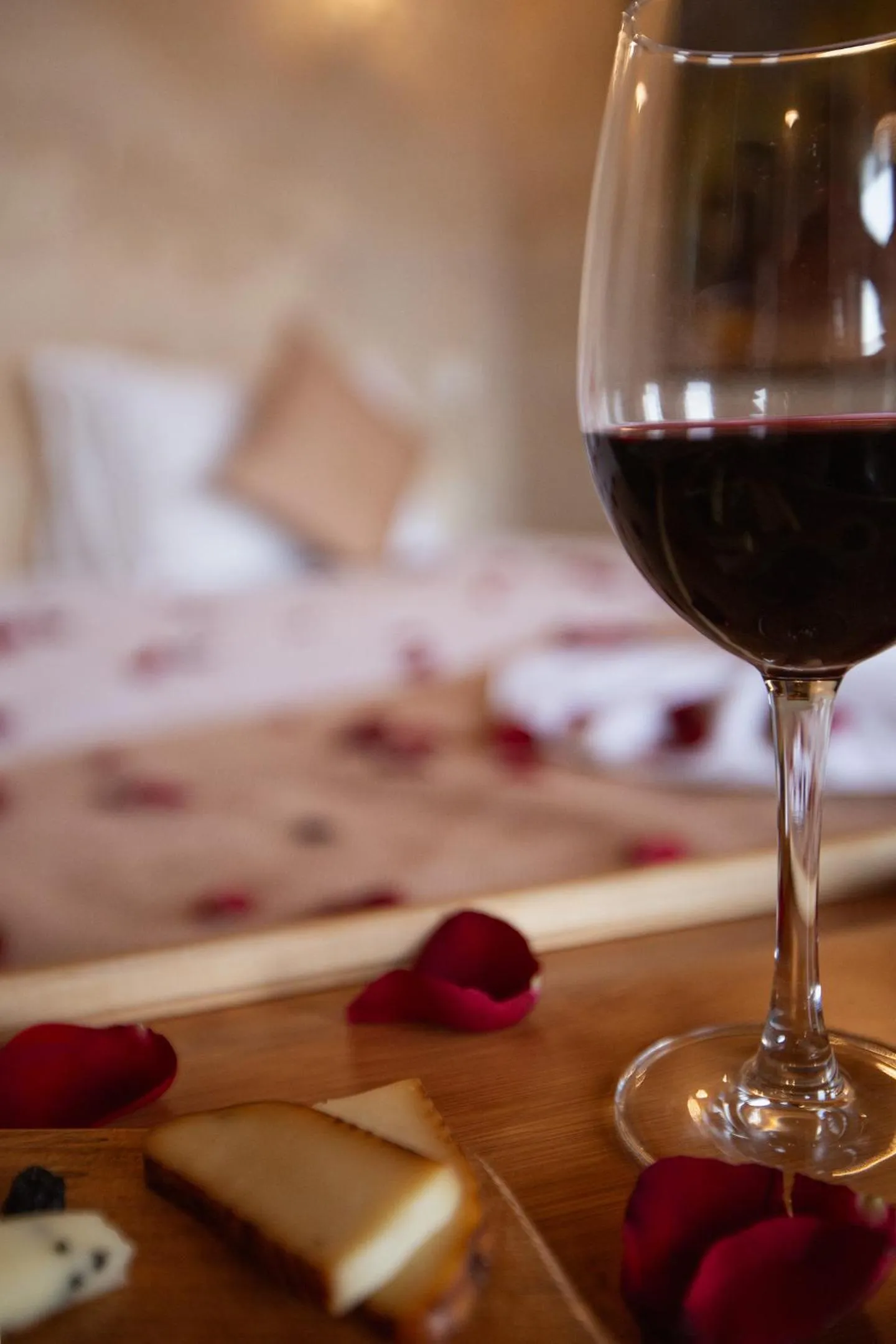 Seating area, Bed in Karlık Cave Suite Cappadocia