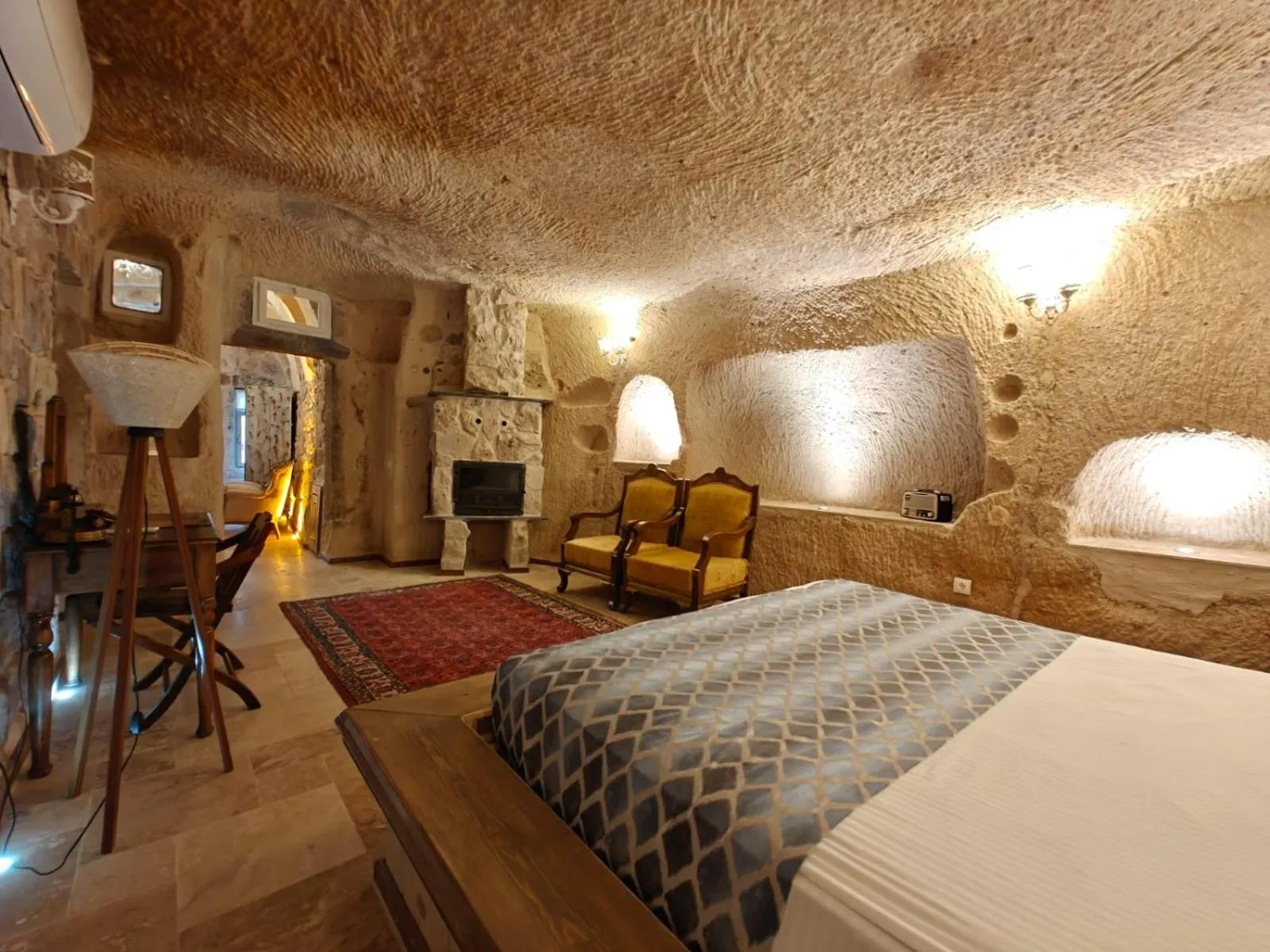 Bed in Karlık Cave Suite Cappadocia