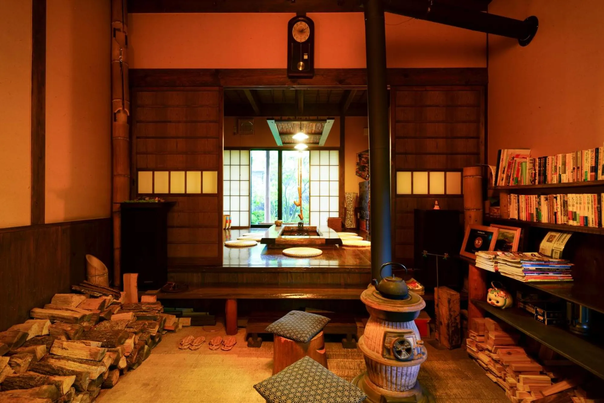 Area and facilities in Yurari Rokumyo