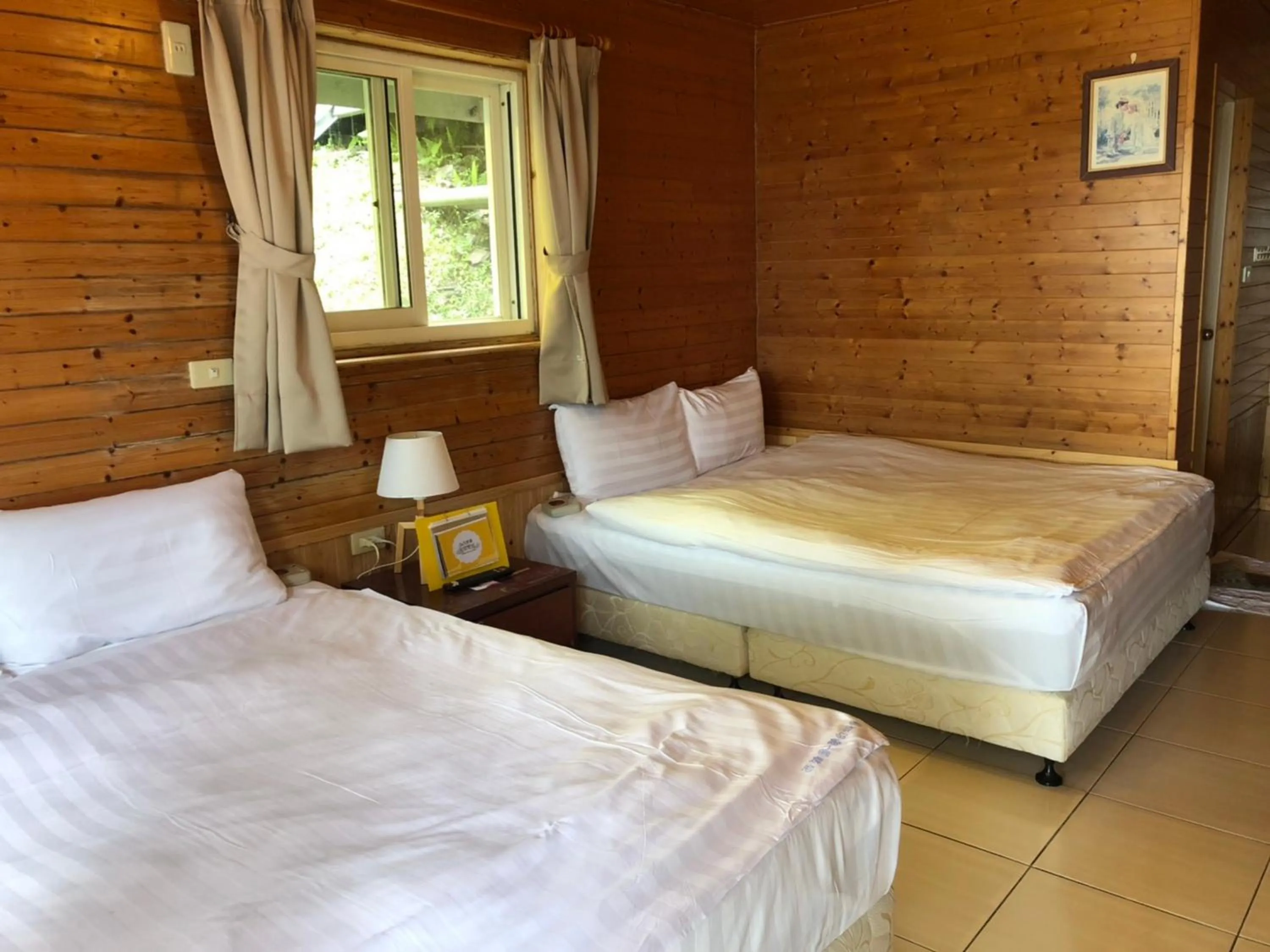 Photo of the whole room, Bed in Cingjing Brilliant Twins of Seattle