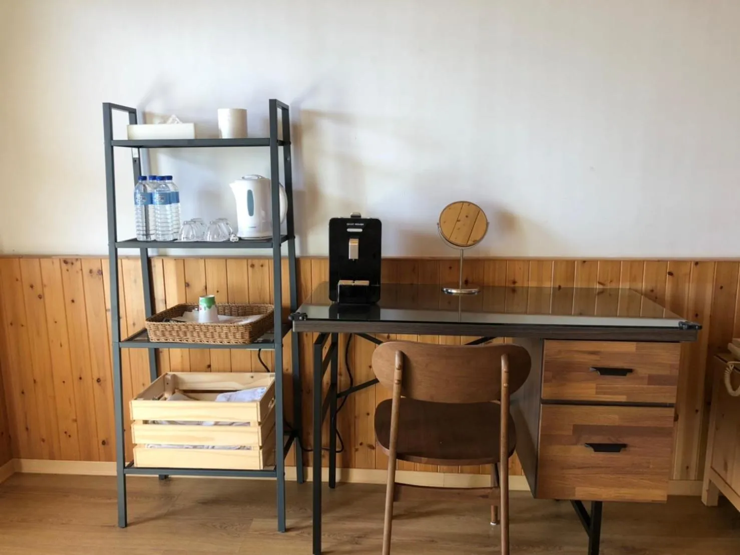 Day in Cingjing Brilliant Twins of Seattle