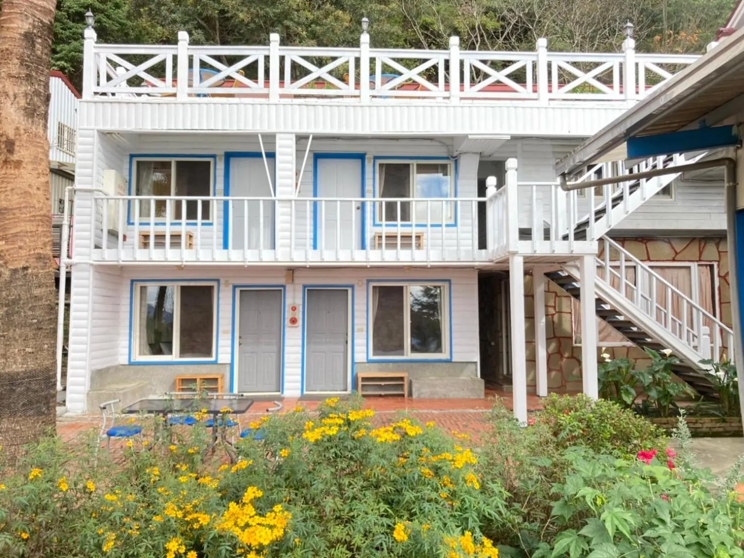 Property building in Cingjing Brilliant Twins of Seattle