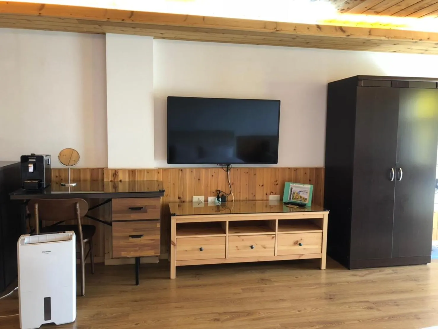 Day in Cingjing Brilliant Twins of Seattle