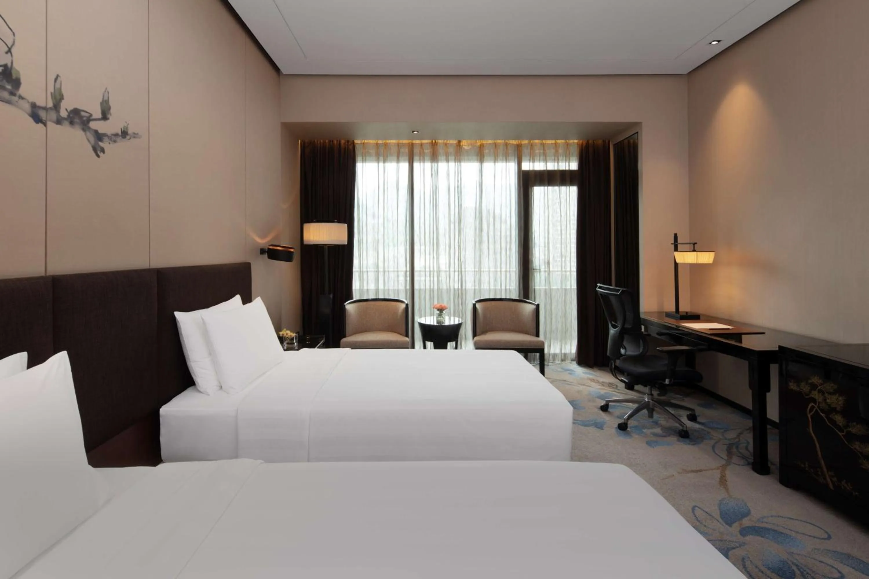 Photo of the whole room, Bed in Chongqing Ronghui Grand Hotel