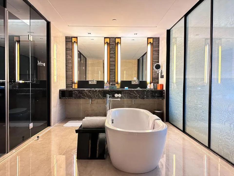 Bathroom in Chongqing Ronghui Grand Hotel