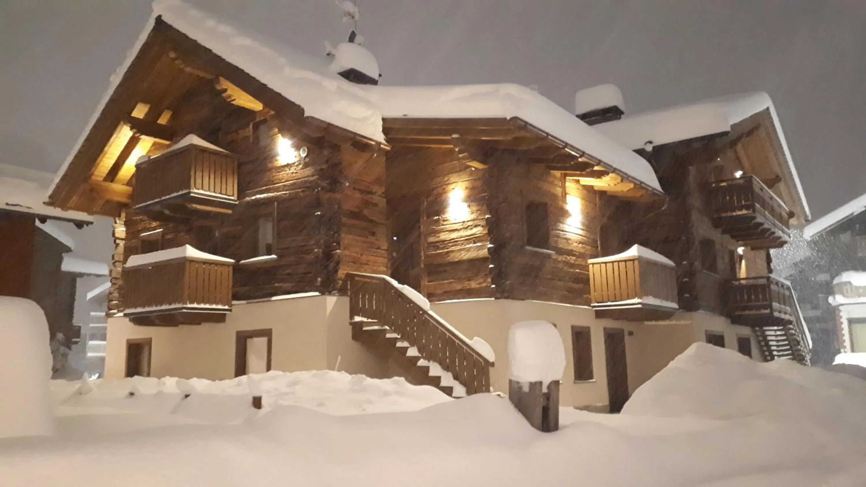 Property building in Chalet Shany