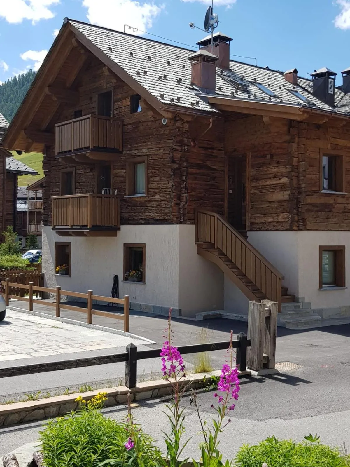 Property building in Chalet Shany