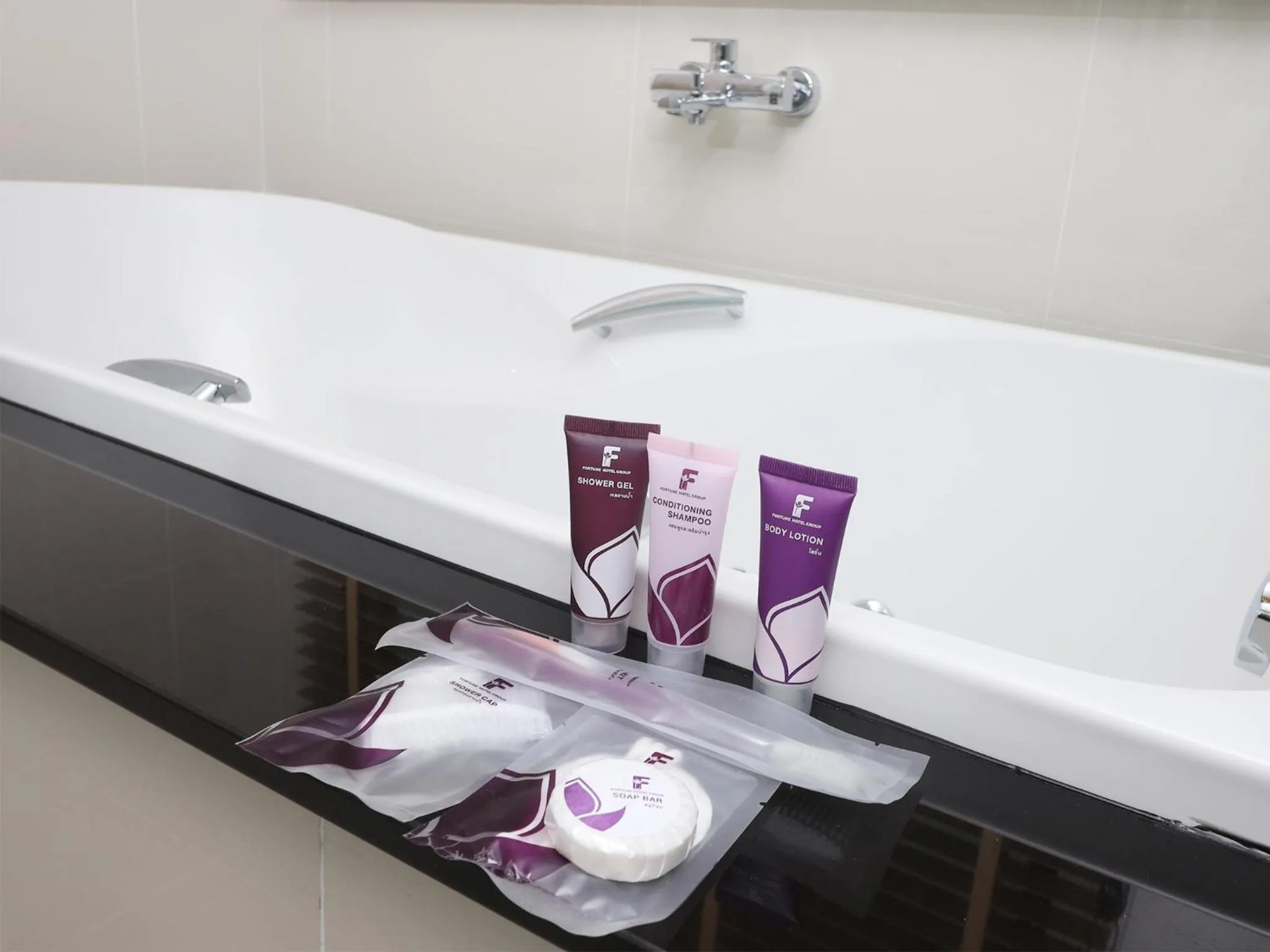 Bathroom in Fortune Saeng Chan Beach Hotel Rayong - SHA Plus