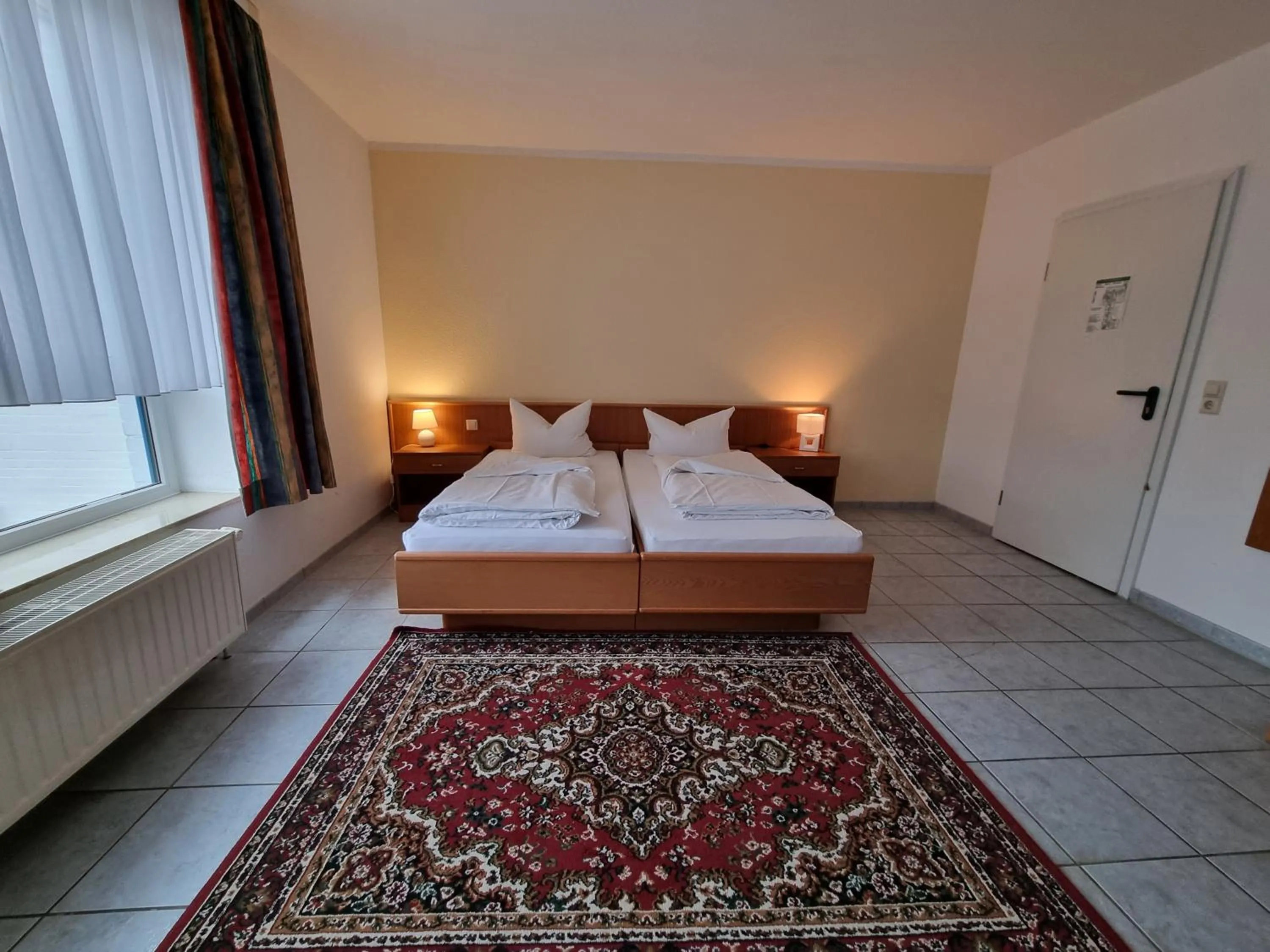 Staff, Bed in Erbenholz Hotel