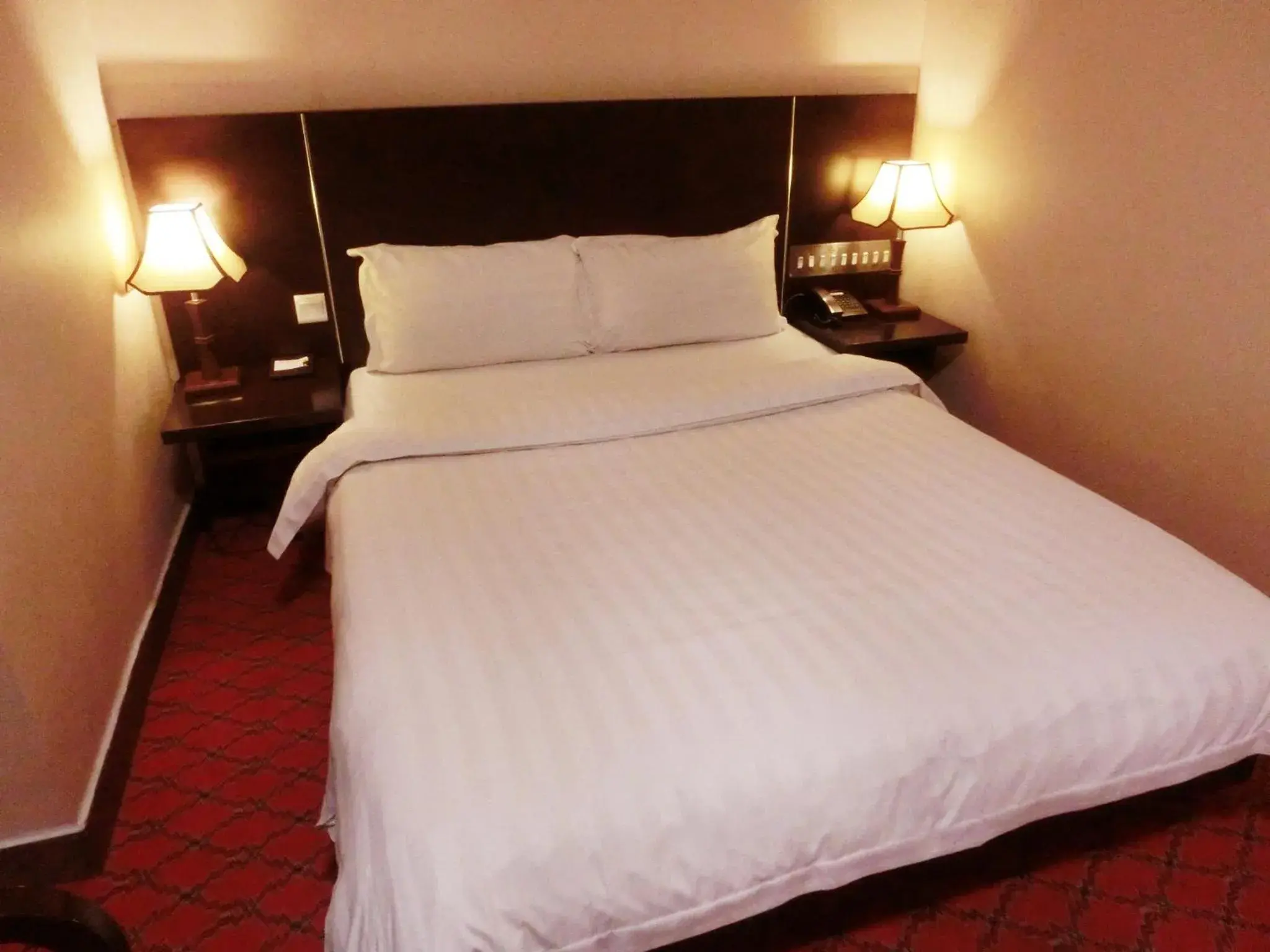 Deluxe Double Room in New Asia Hotel Deluxe Double Room in New Asia Hotel