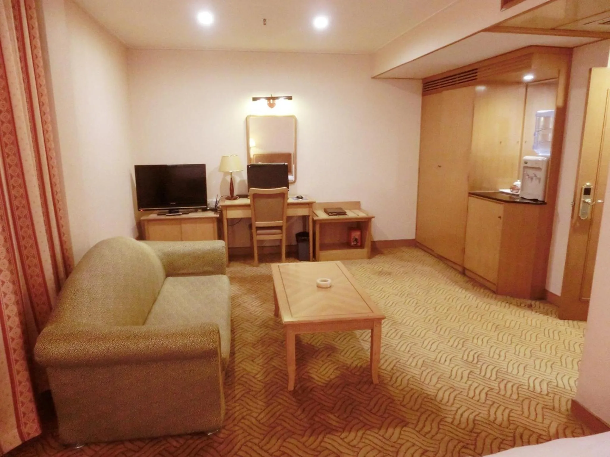 Living room in New Asia Hotel