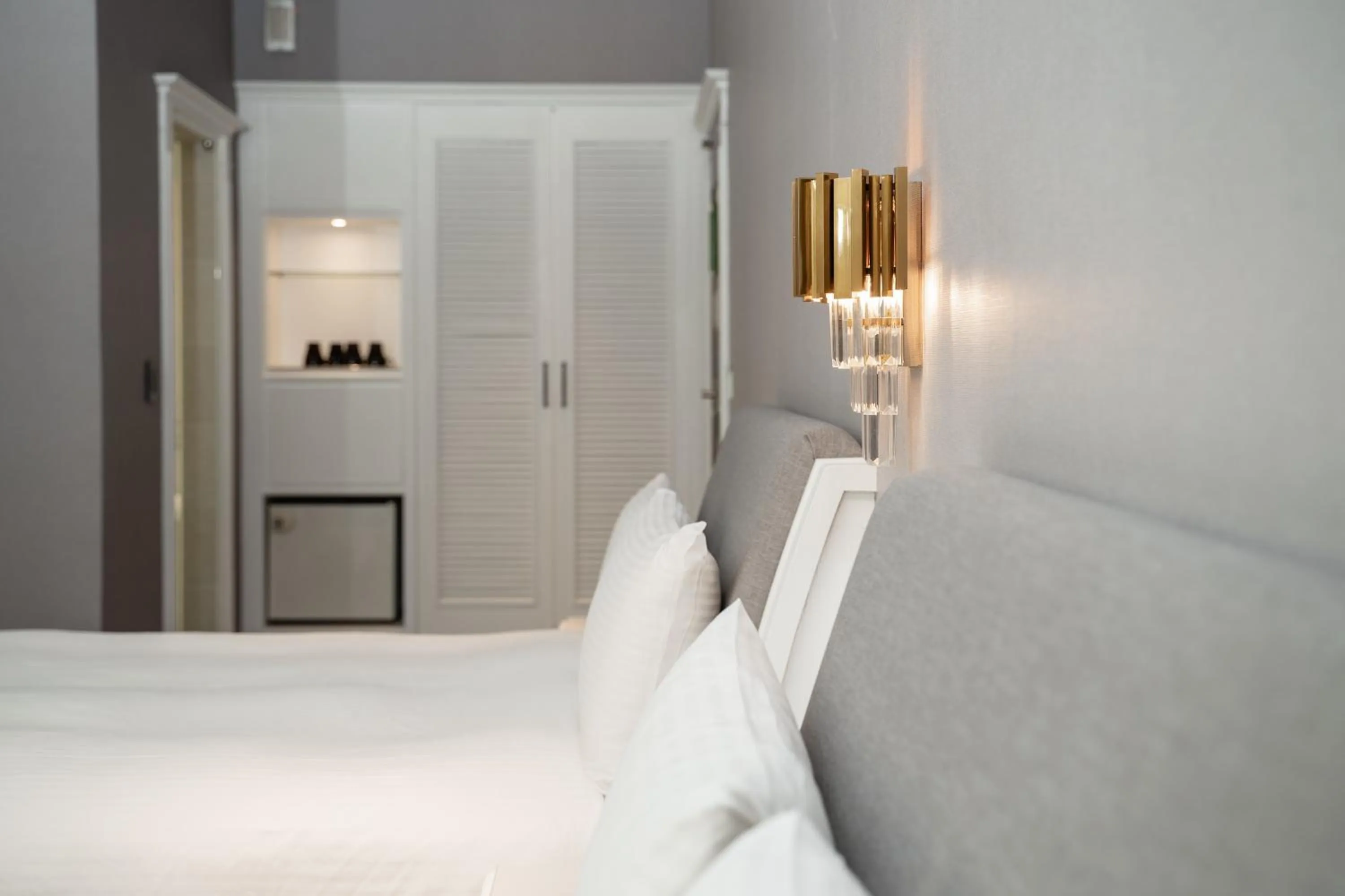 Photo of the whole room, Bed in Fu Hsiang Hotel