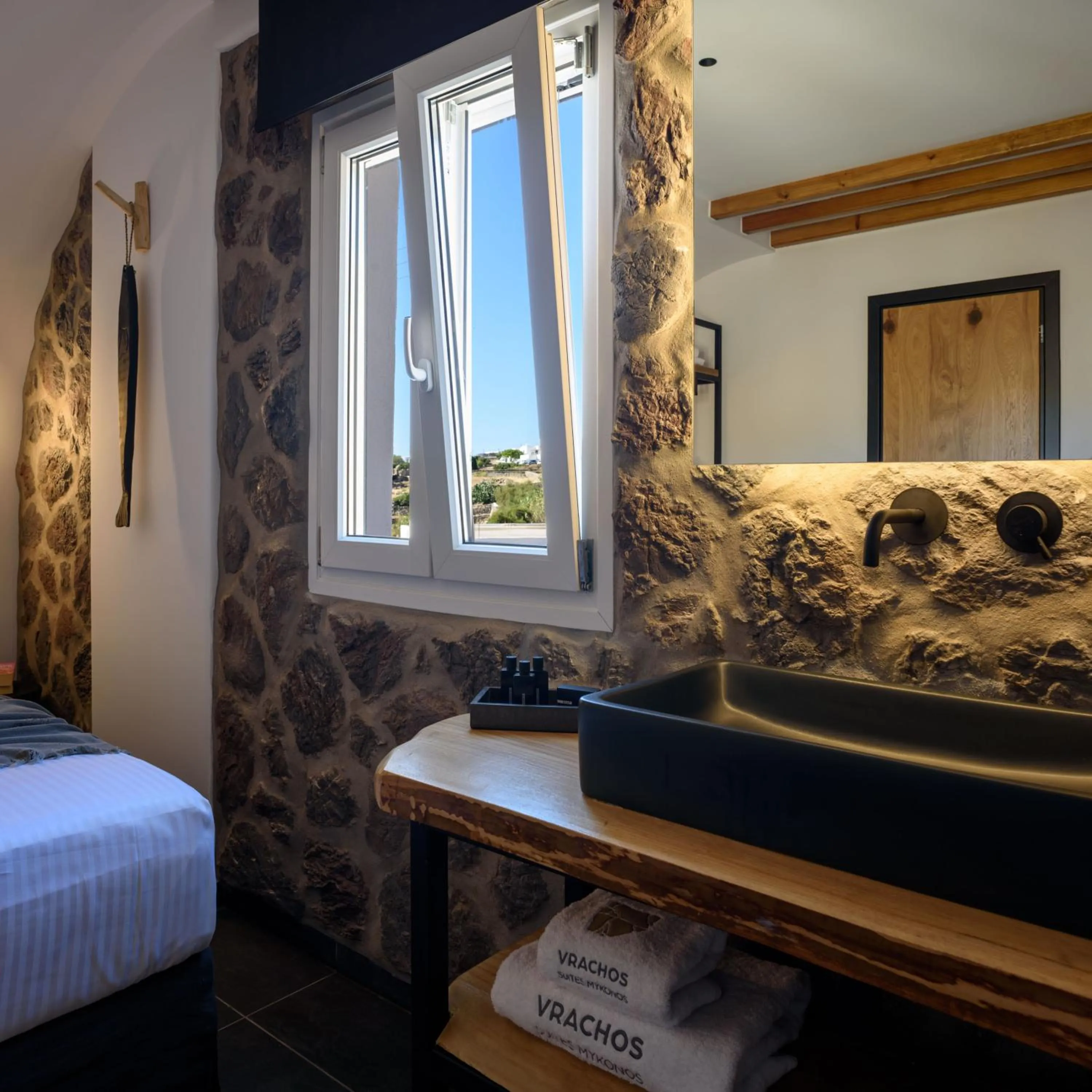 Bedroom, Bed in Vrachos Suites Mykonos