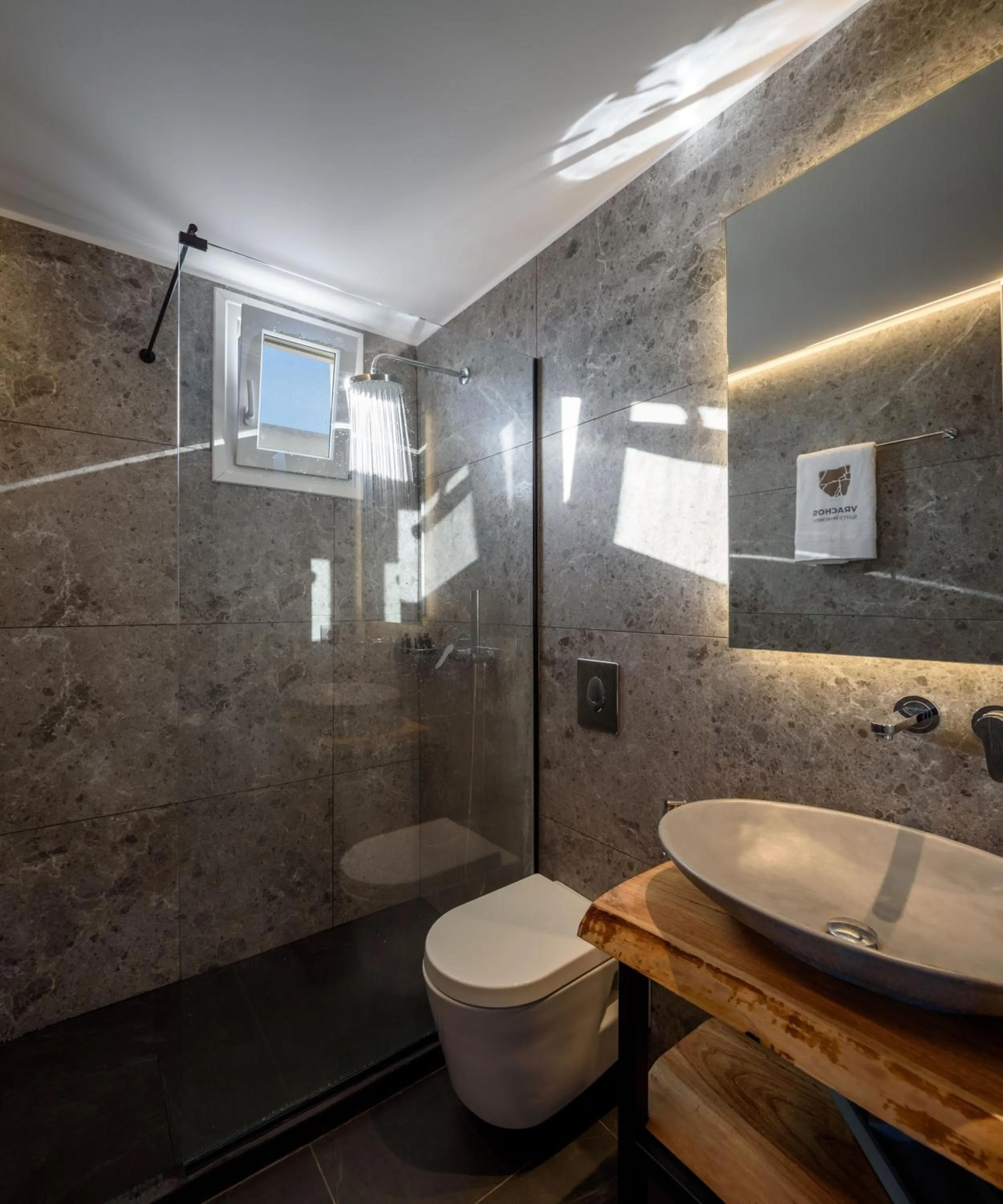 Shower in Vrachos Suites Mykonos