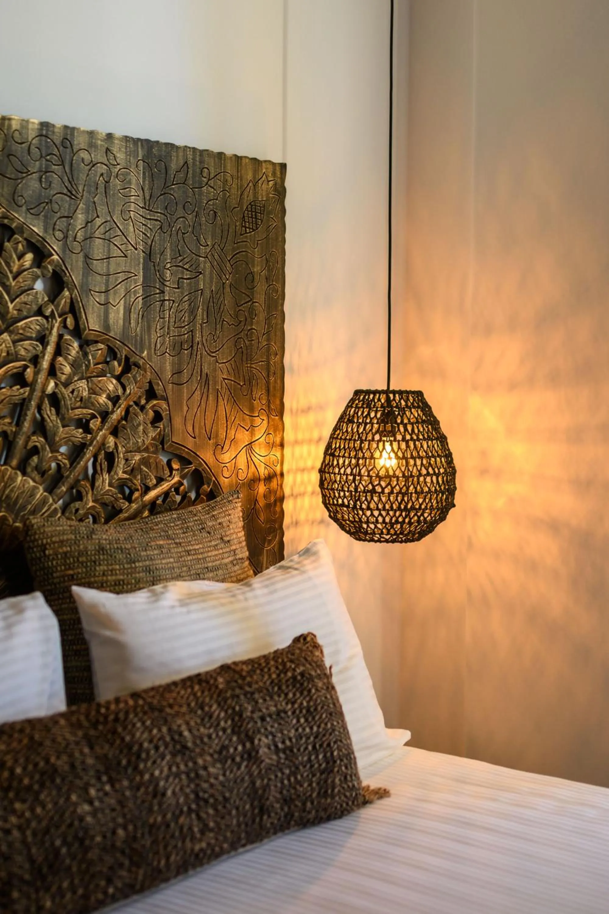 Bed in Vrachos Suites Mykonos