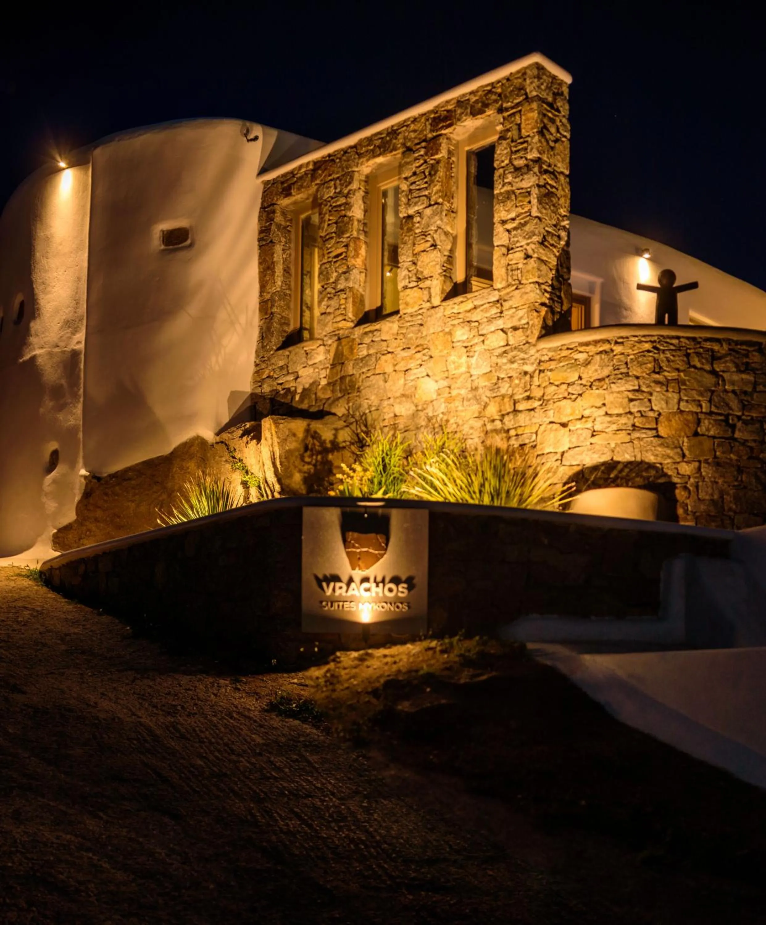 Facade/entrance in Vrachos Suites Mykonos