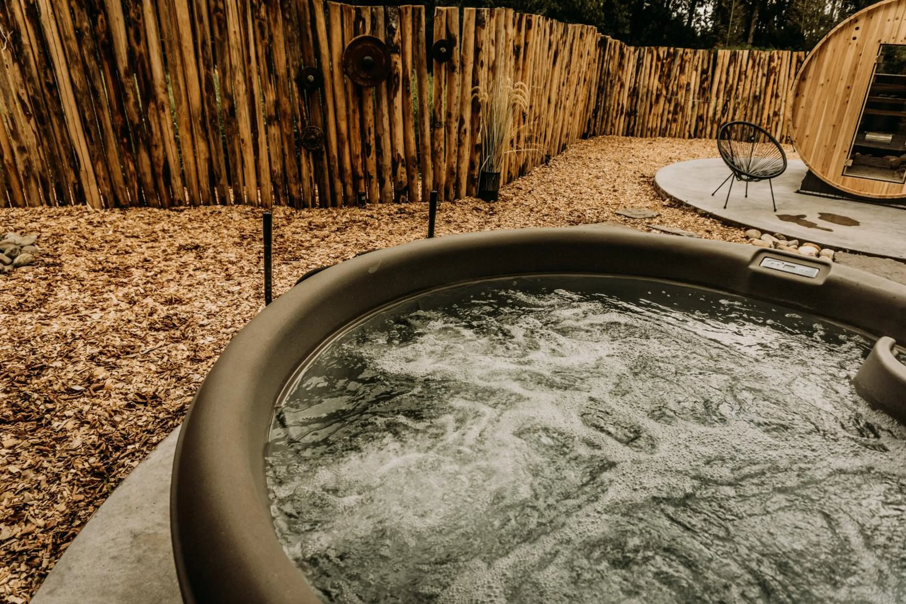 Hot Tub in Fiertelmeers Boutique B&B