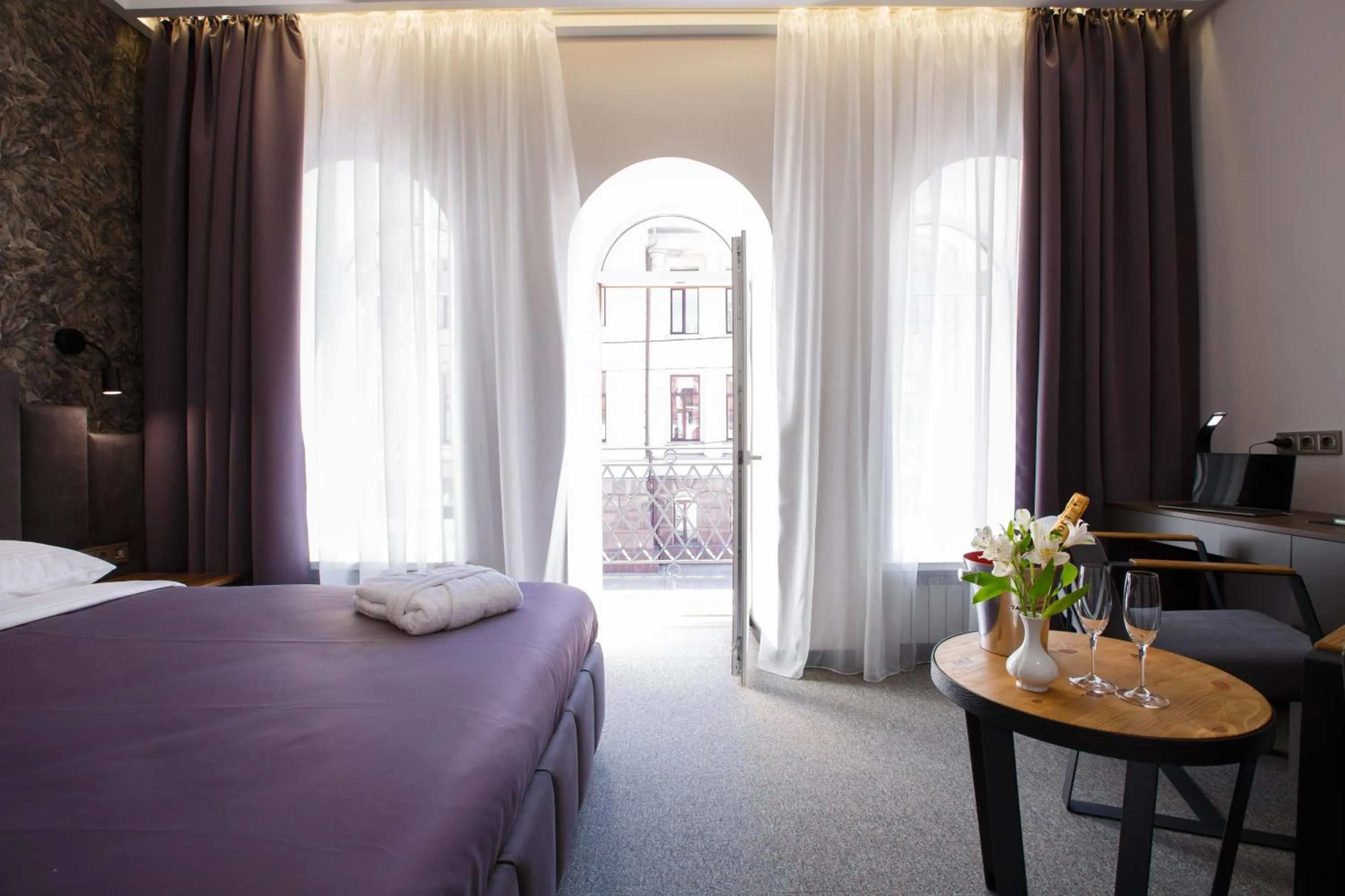 Bed in Kulikovskiy hotel