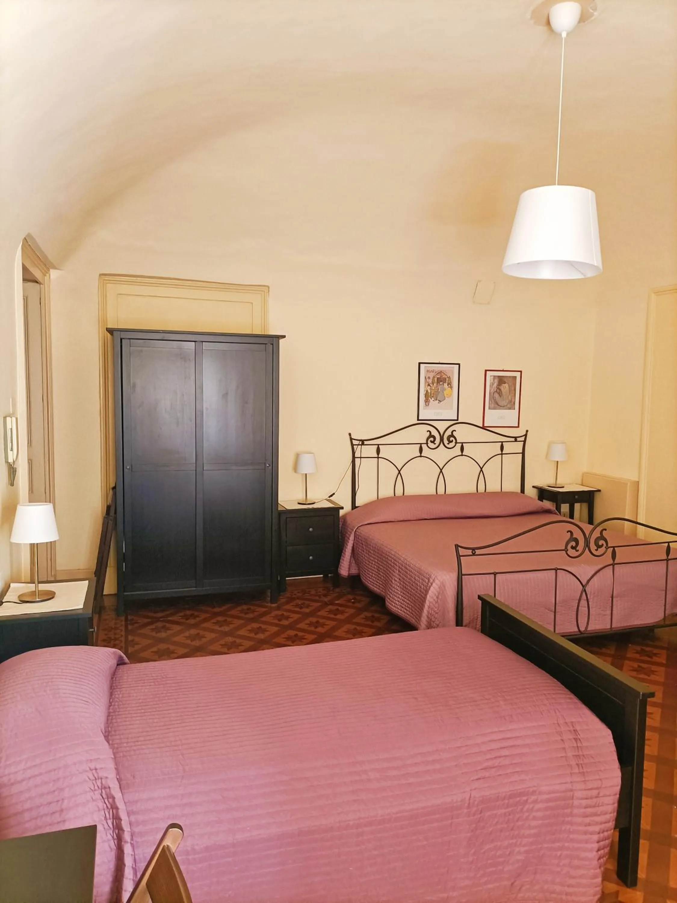 Photo of the whole room, Bed in Ivana B&B