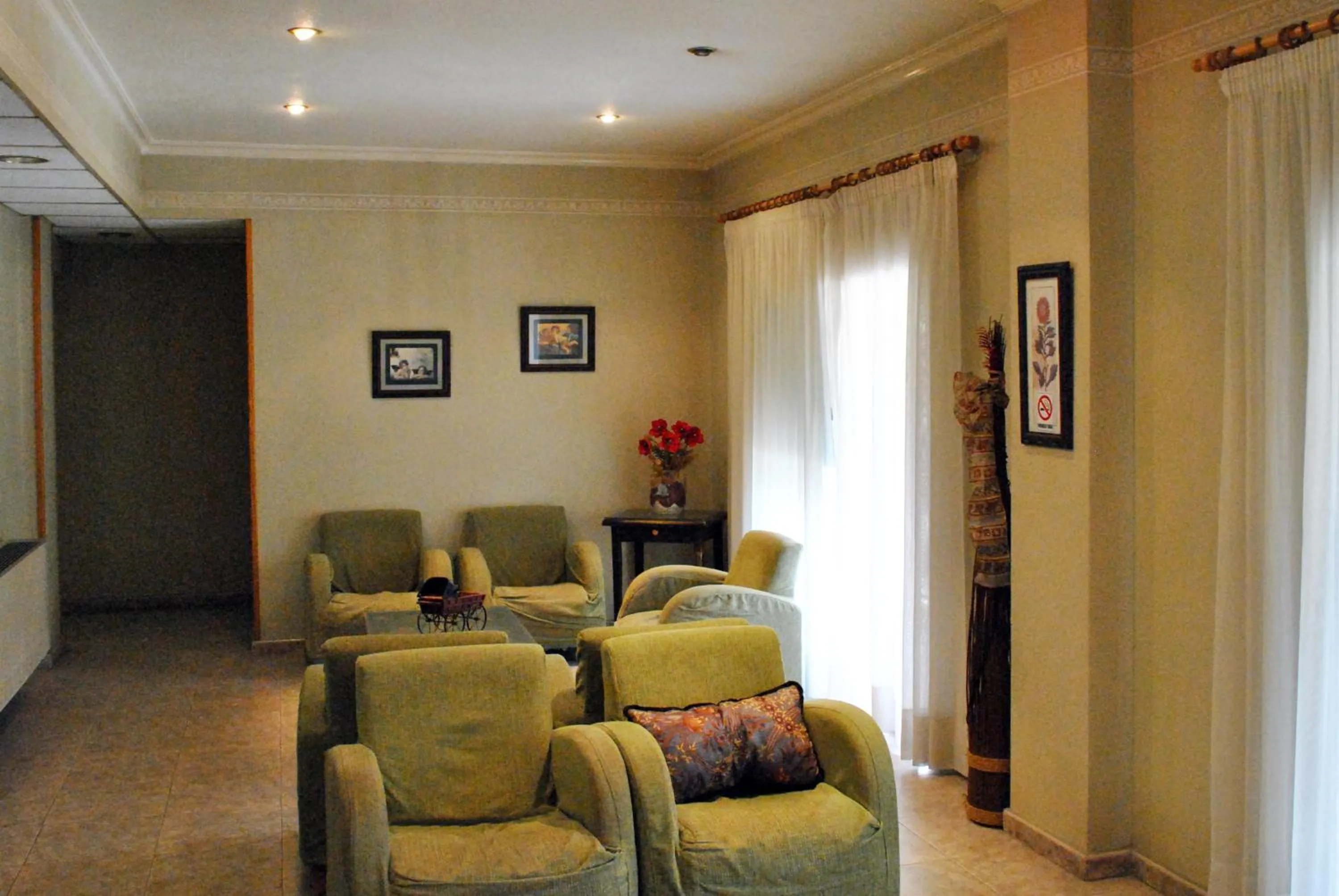 Lounge or bar in Hostal Rey Teodomiro