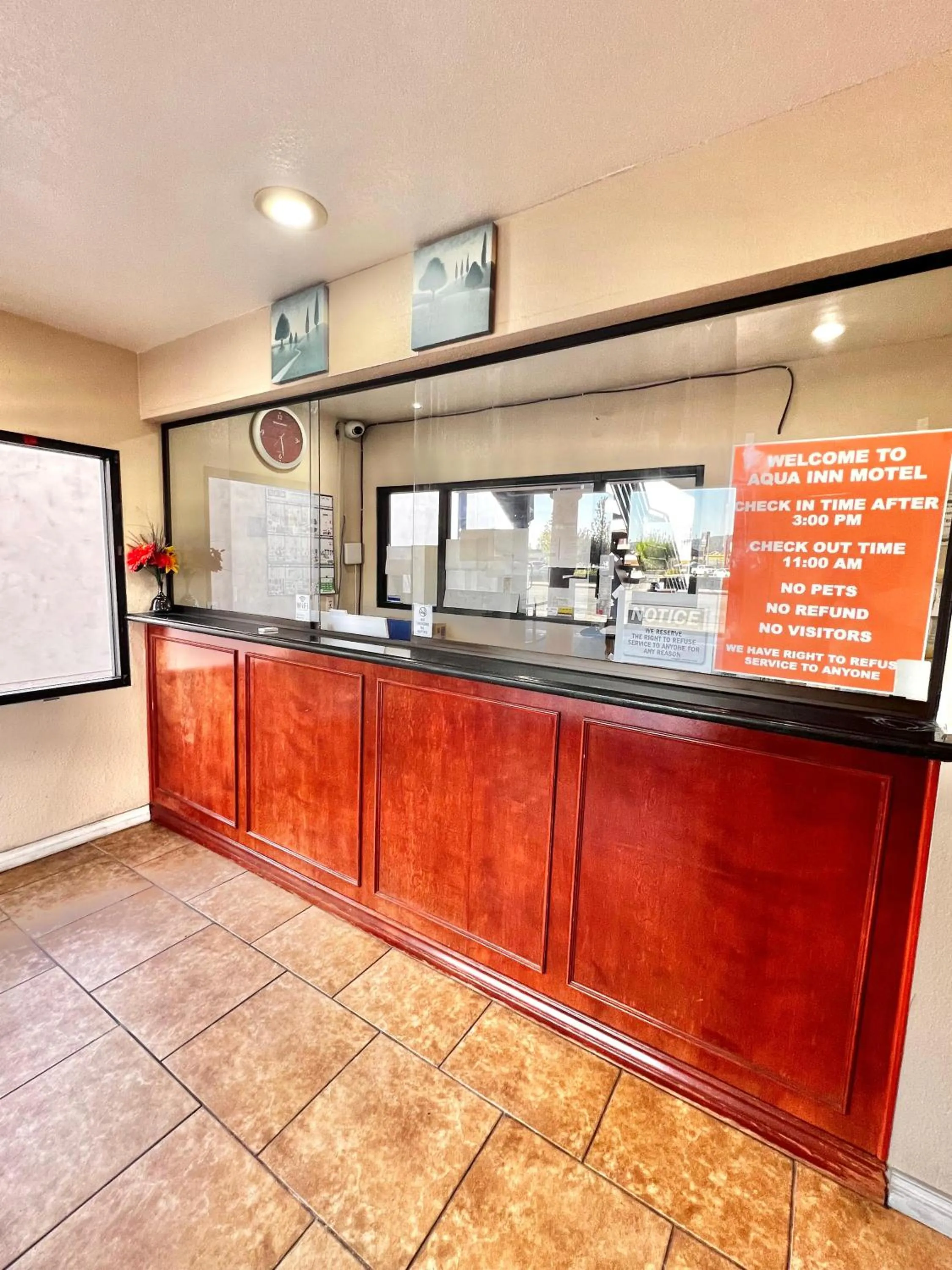 Lobby or reception in Aqua Inn Motel