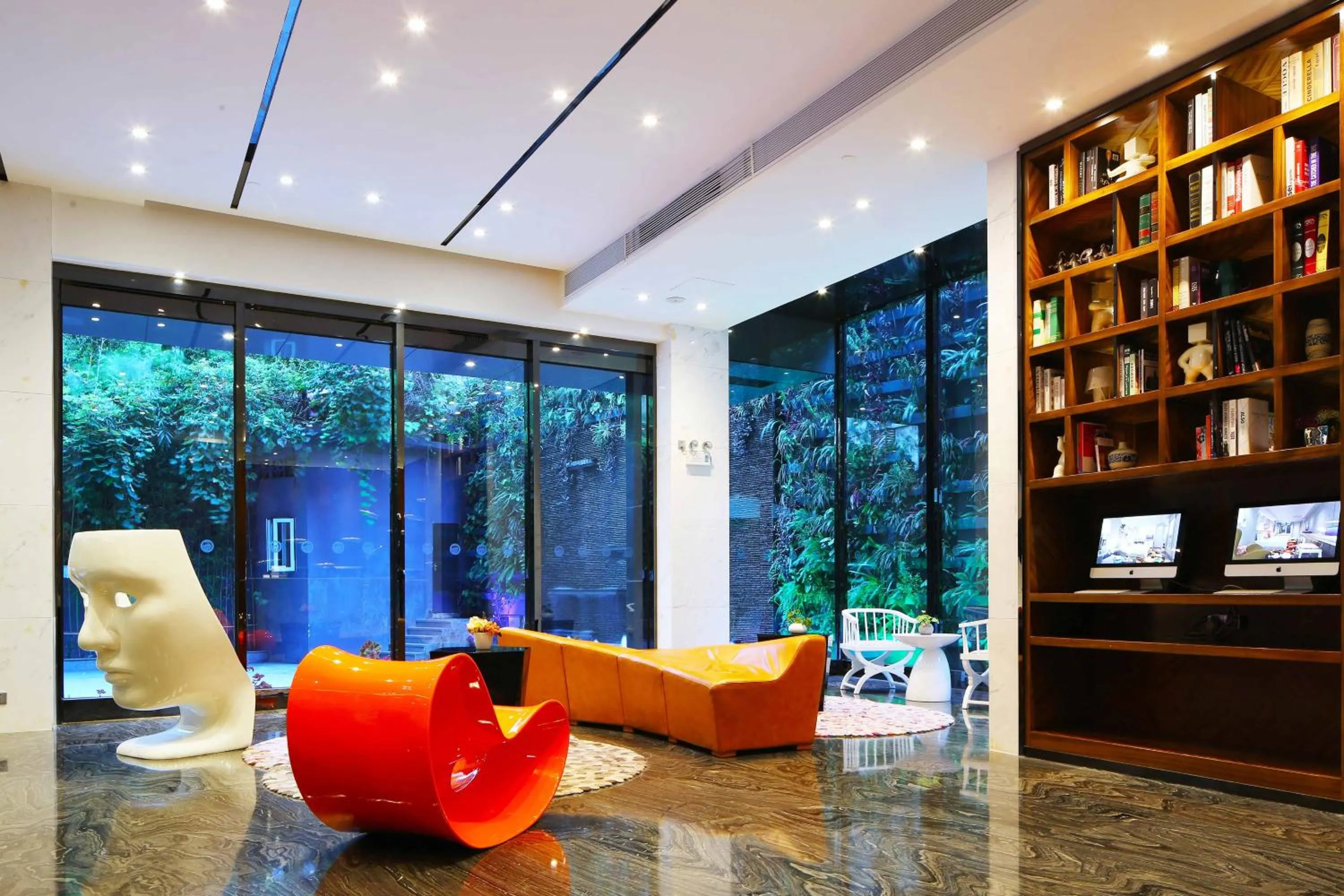 Lobby or reception in Paco Hotel Tаojin Metro Guangzhou