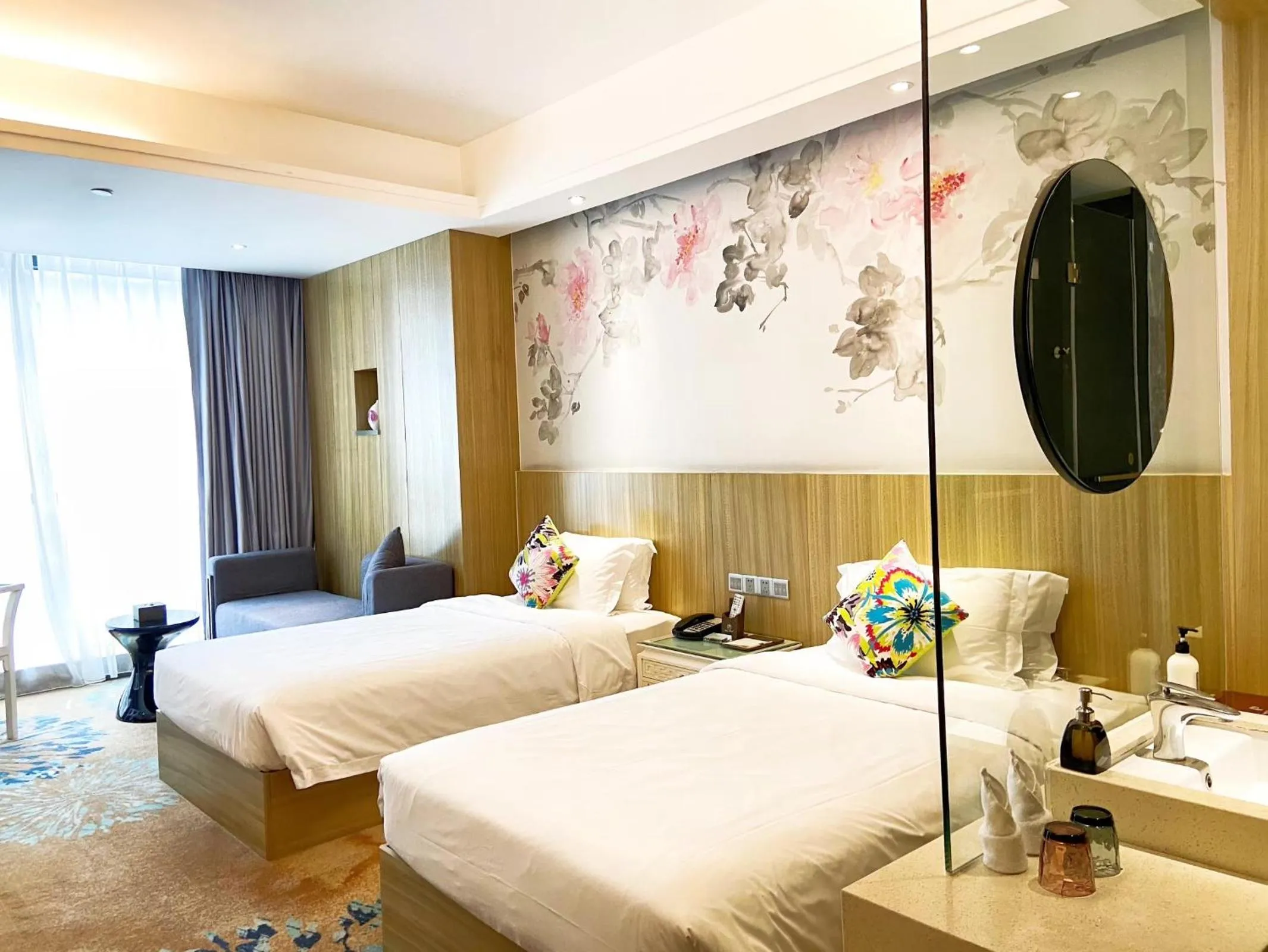 Photo of the whole room, Bed in Paco Hotel Tаojin Metro Guangzhou