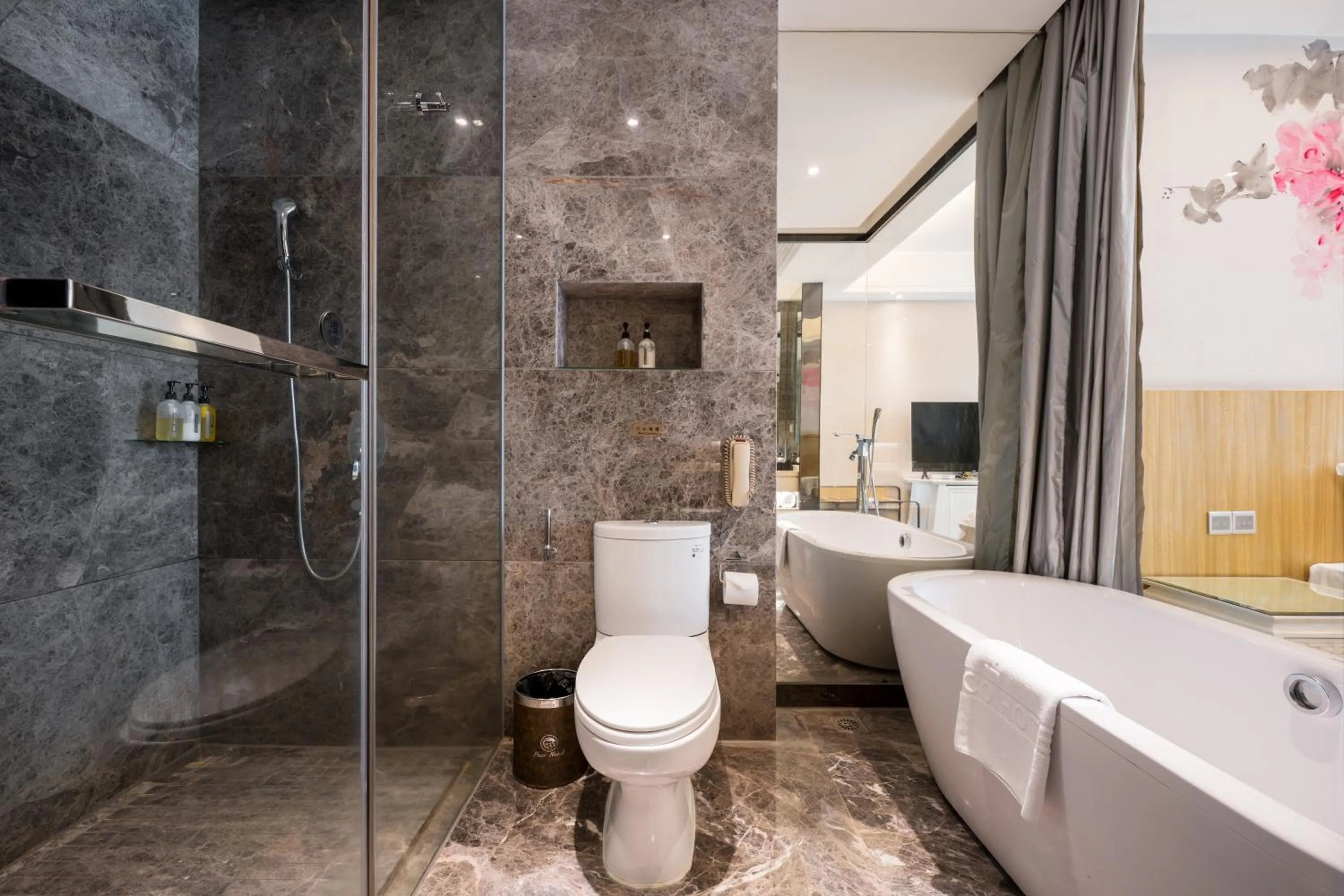 Bathroom in Paco Hotel Tаojin Metro Guangzhou