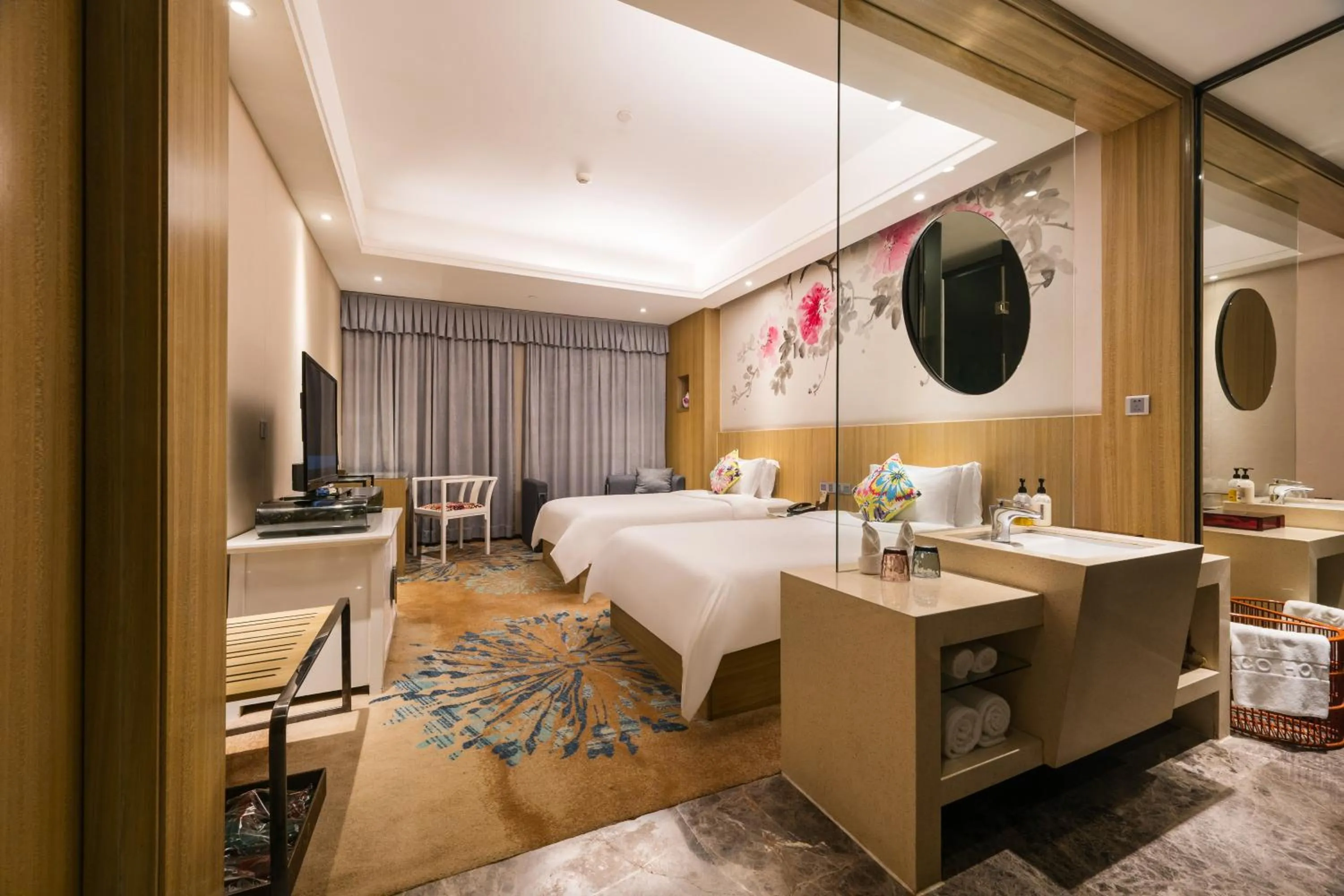 Photo of the whole room, Bed in Paco Hotel Tаojin Metro Guangzhou