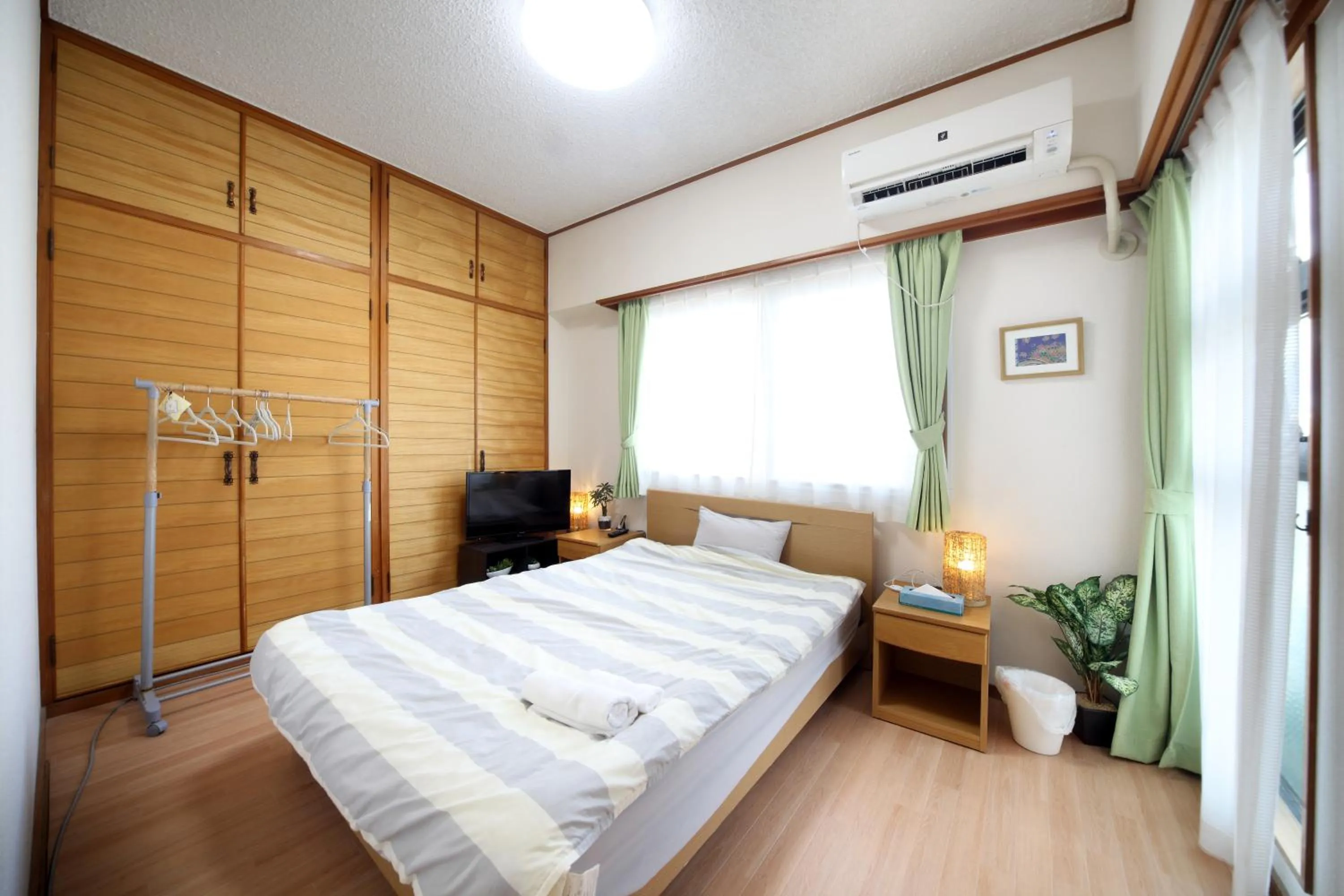 Photo of the whole room, Bed in Exsaison house Kumoji
