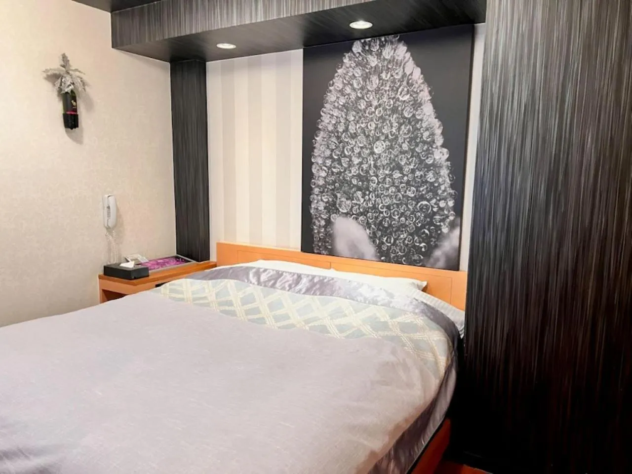 Bed in Hotel Opus -Adult only-