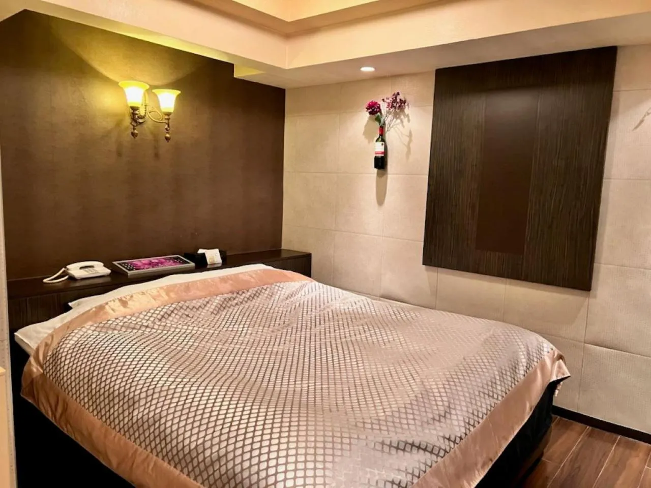 Bed in Hotel Opus -Adult only-