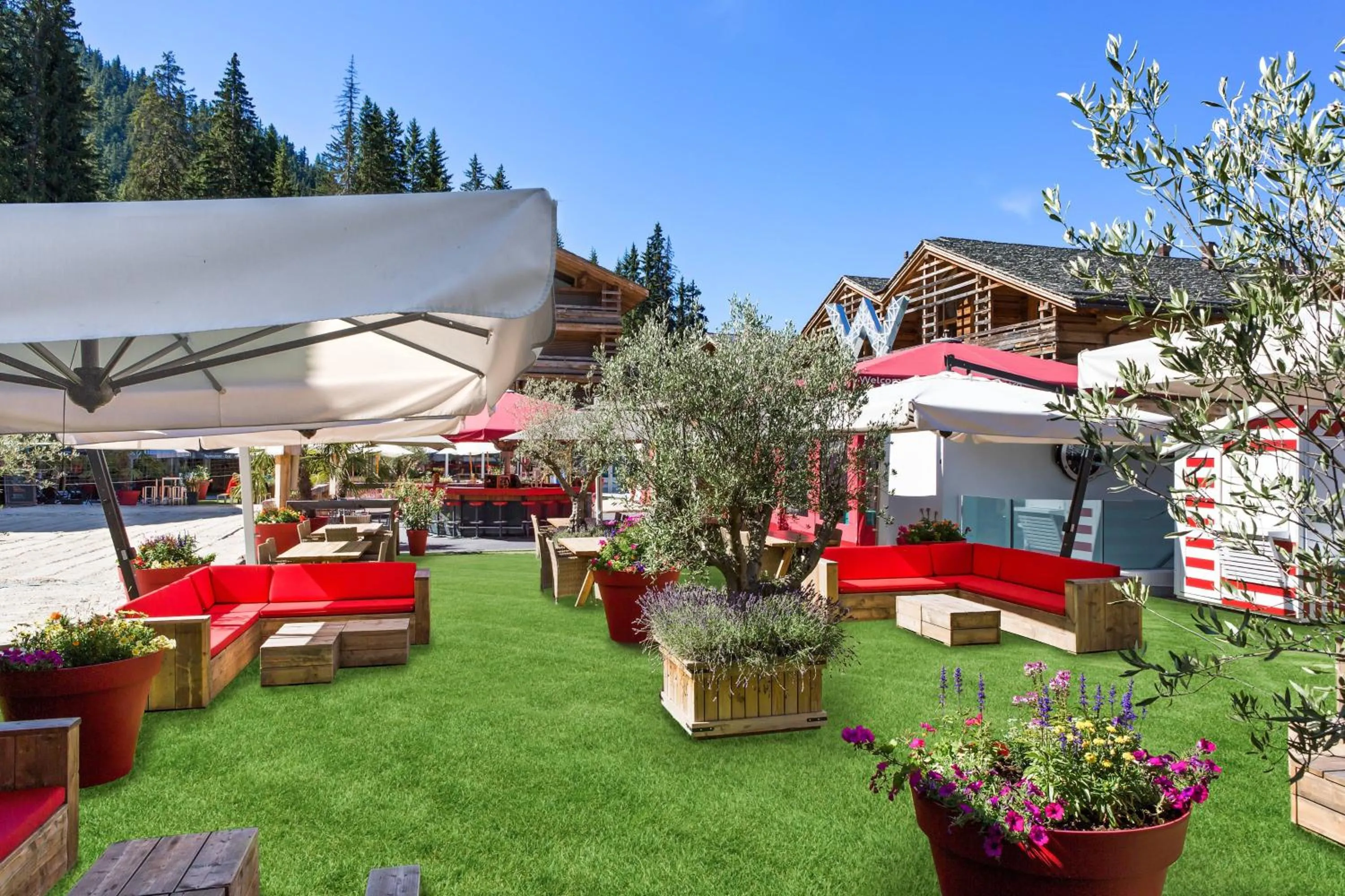 Lounge or bar in W Verbier
