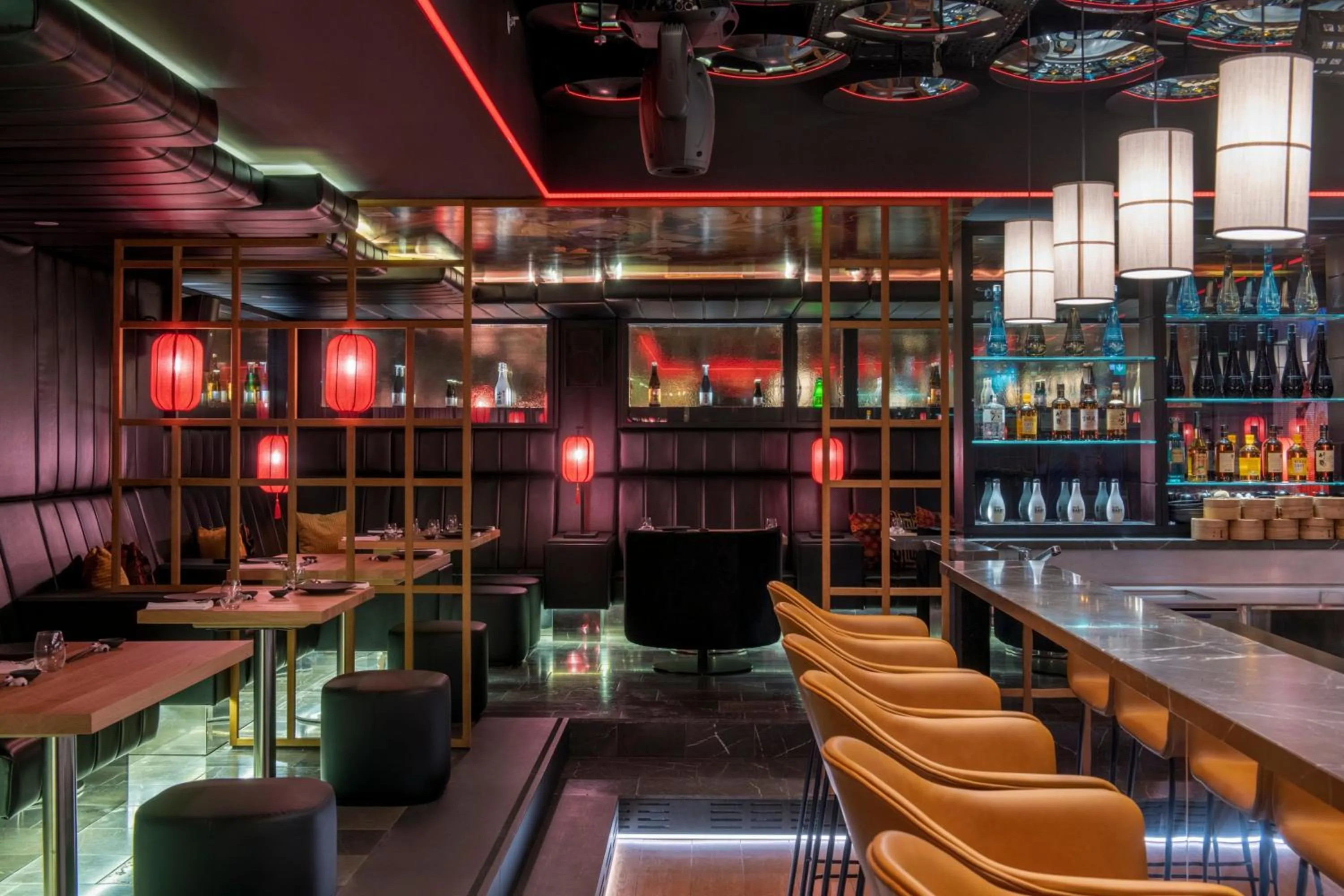 Lounge or bar in W Verbier