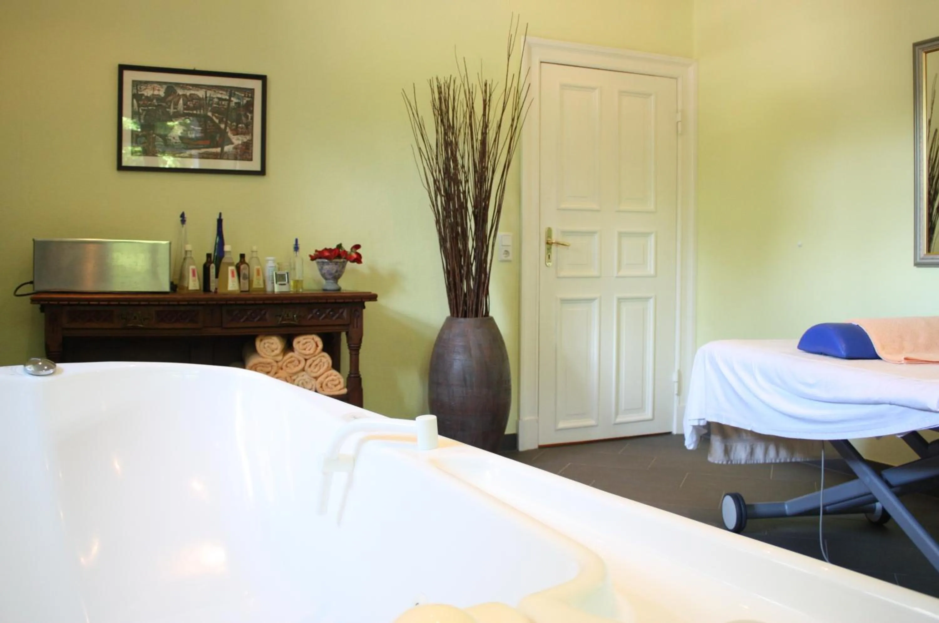Spa and wellness centre/facilities, Bed in Schlosshotel Ralswiek