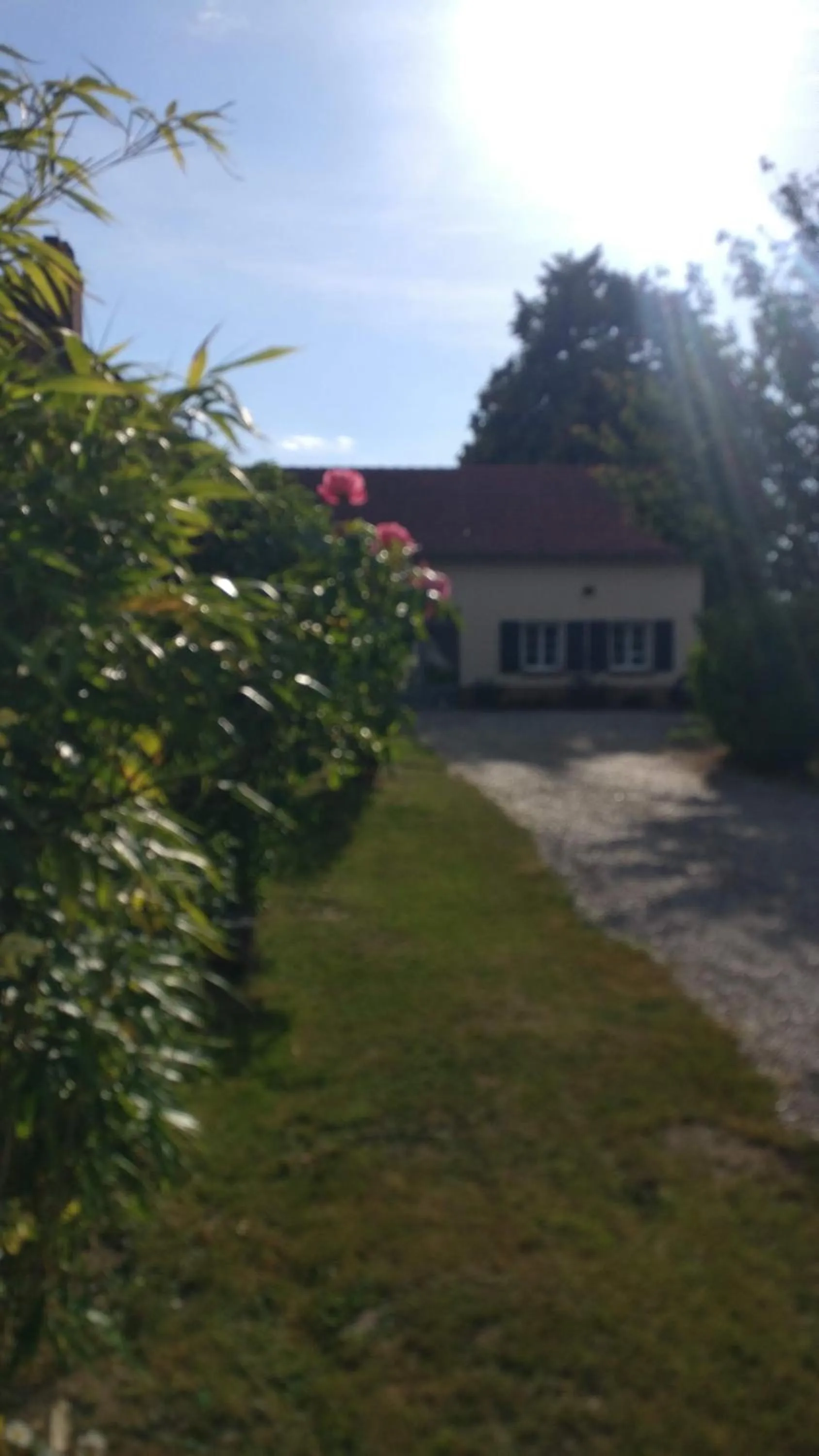 Facade/entrance in Les Chambres de Pascaline