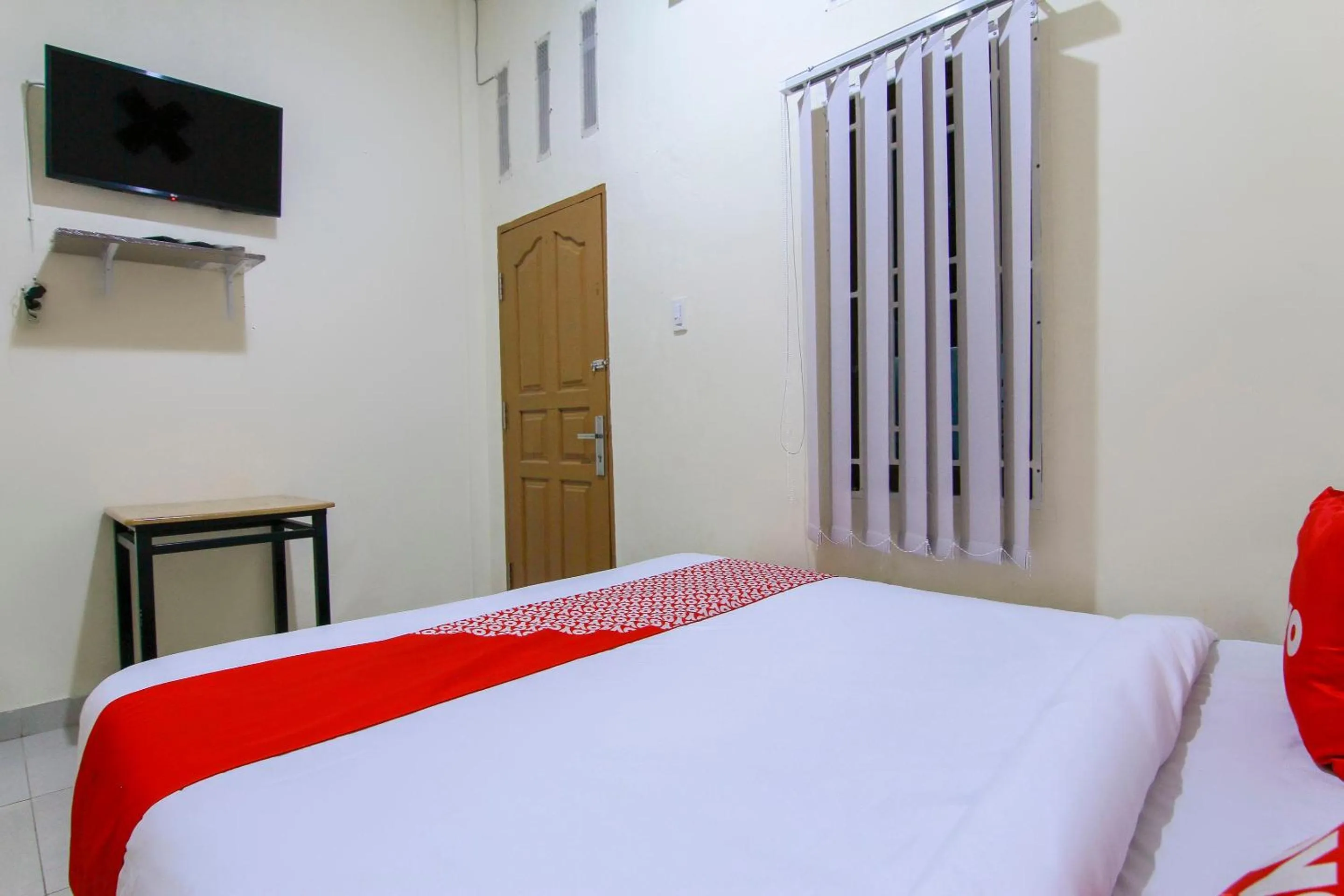 Bedroom in Hotel O Ratu Residence