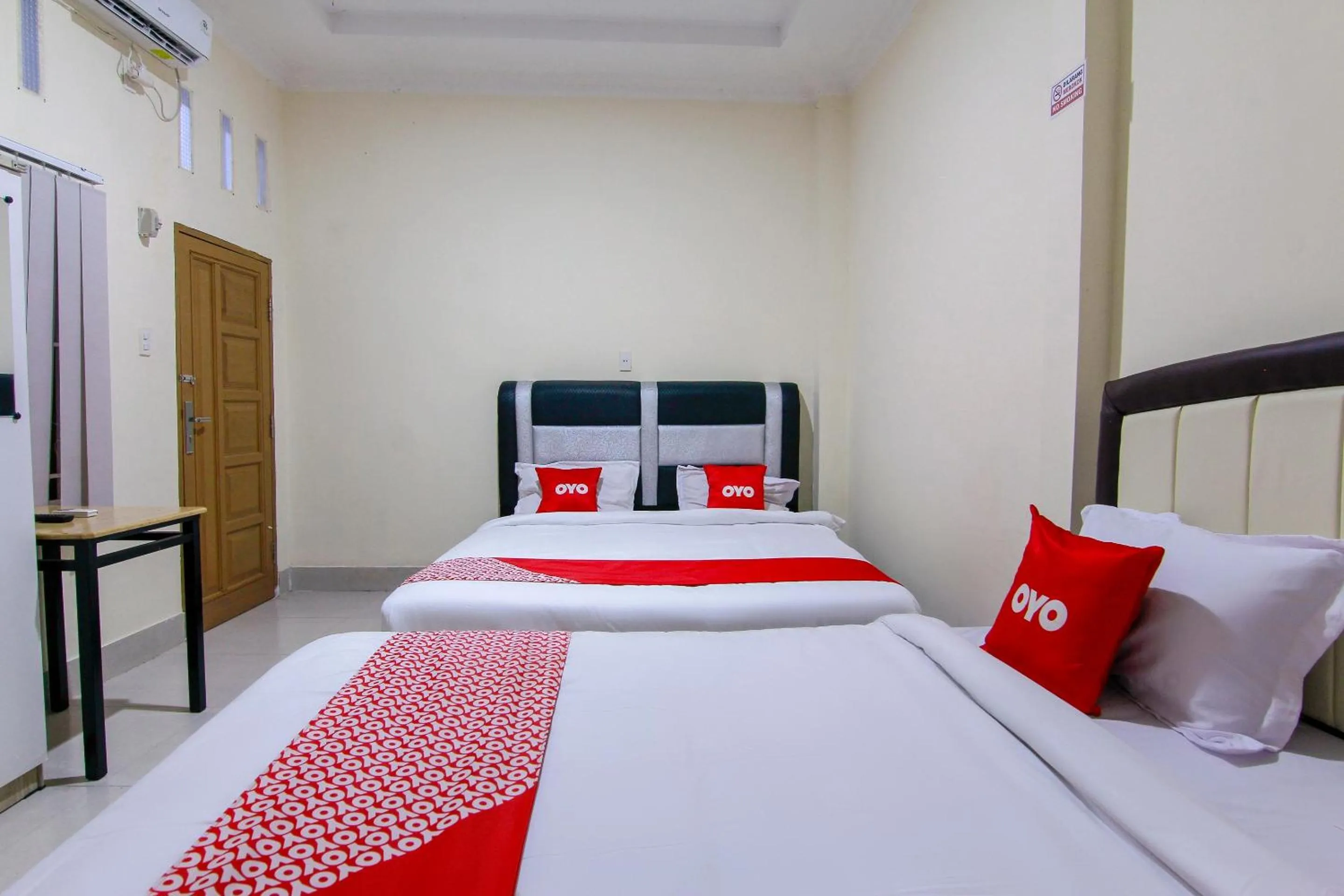 Bedroom in Hotel O Ratu Residence