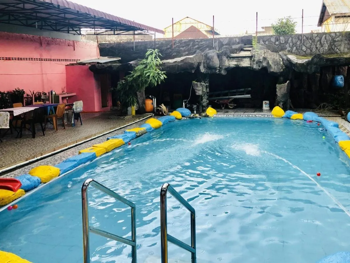 Swimming pool in Hotel O Ratu Residence