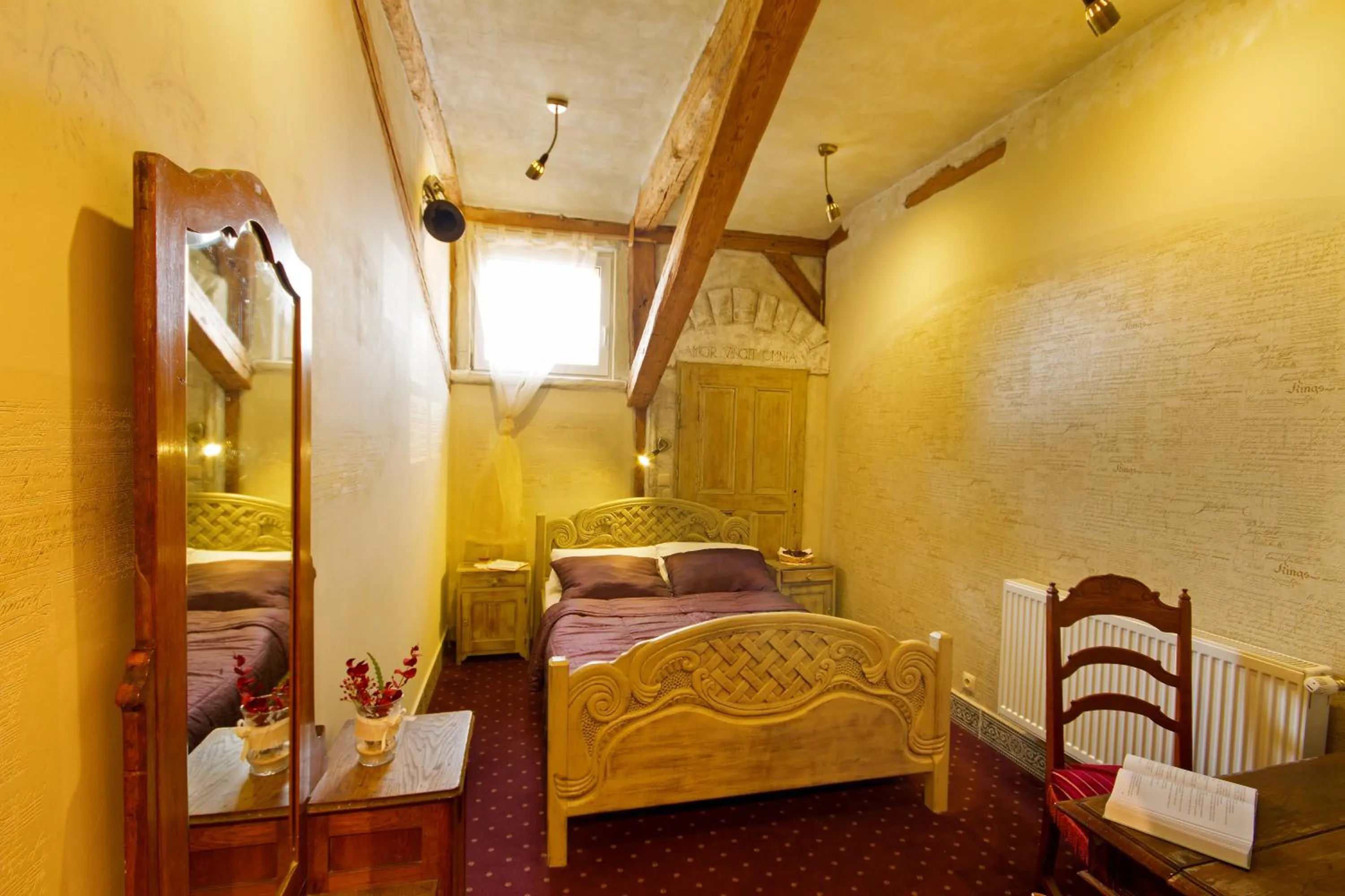 Photo of the whole room, Bed in Dwór Boratyn