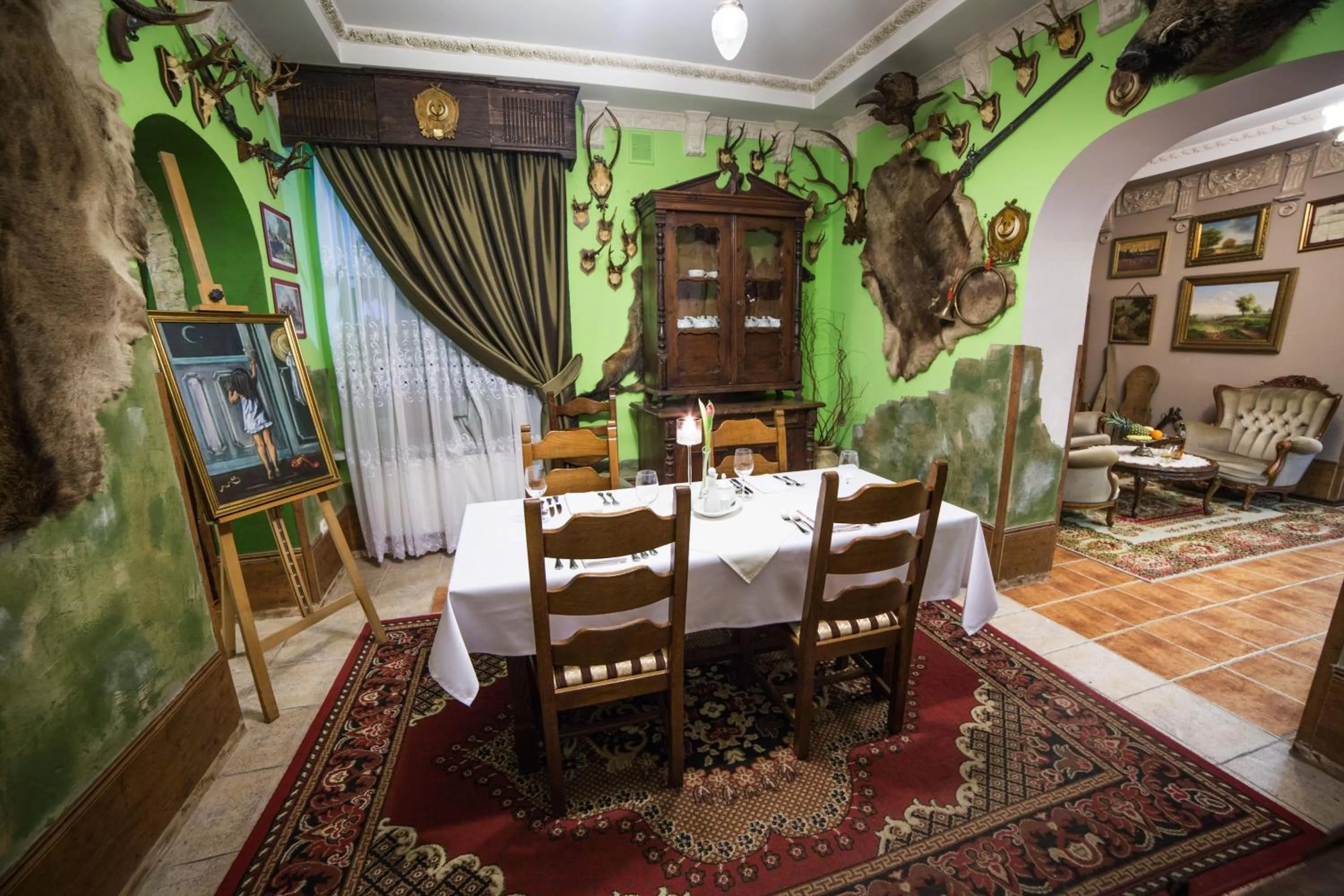 Restaurant/places to eat in Dwór Boratyn