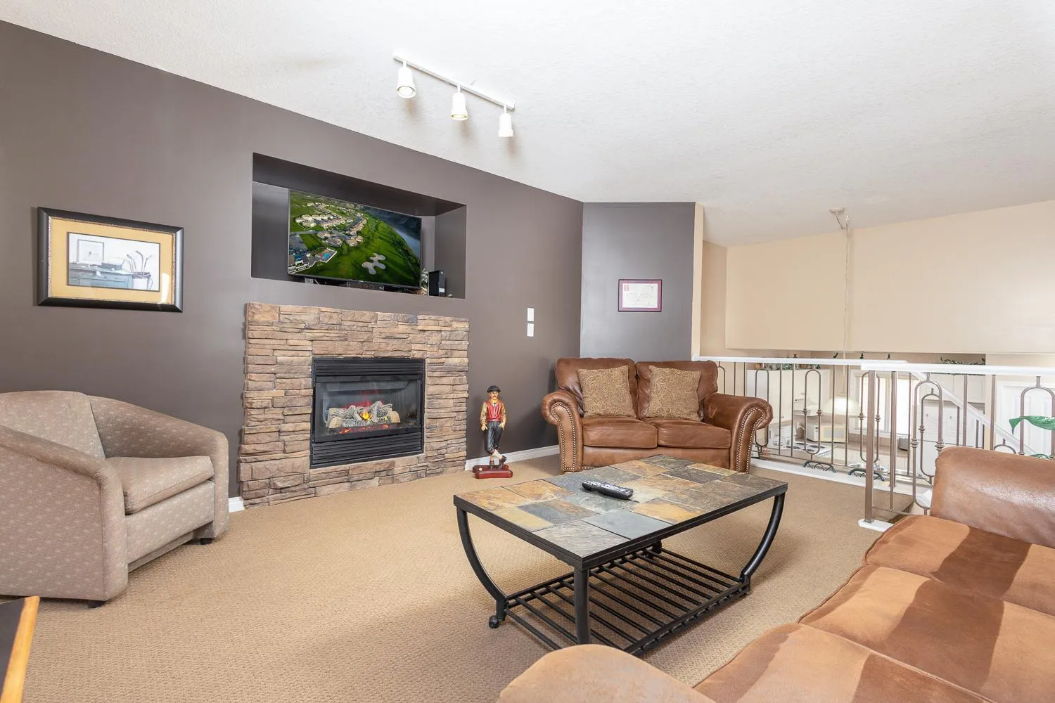 Property building in Paradise Canyon Golf Resort - Luxury Condo U407